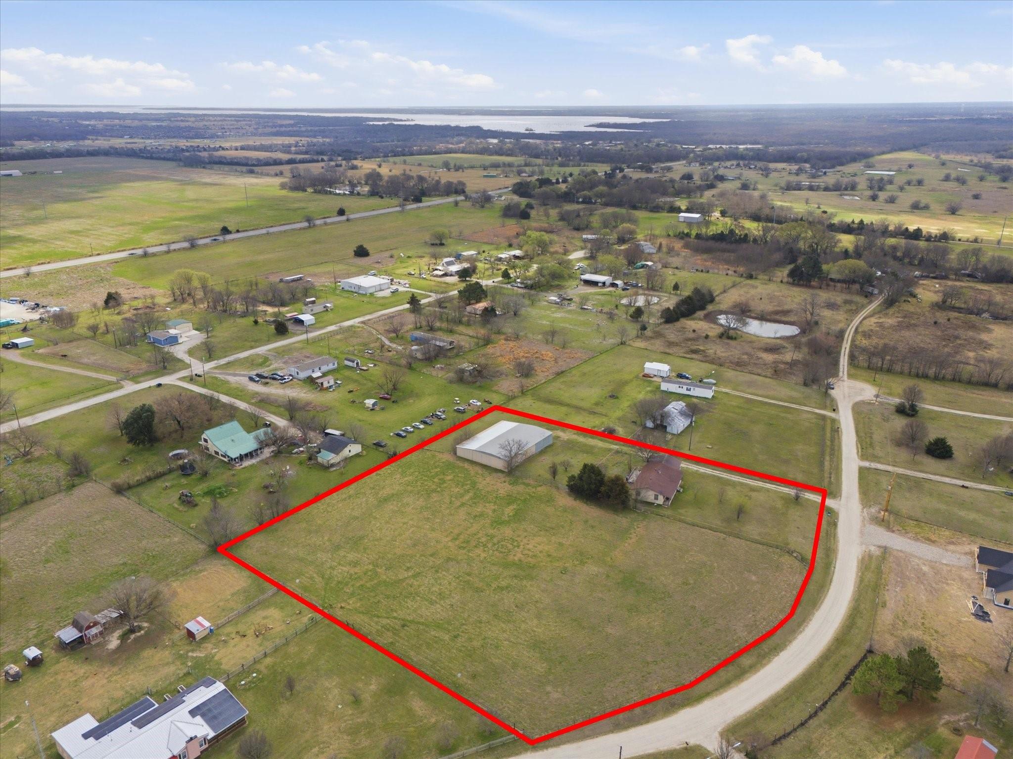 main property photo 3