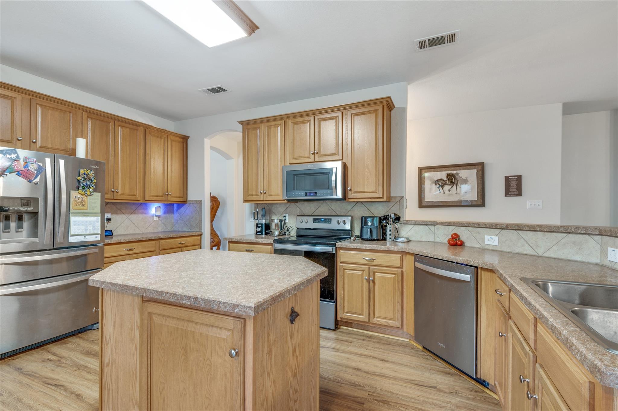 main property photo 6