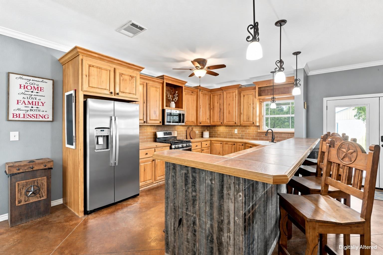 main property photo 18