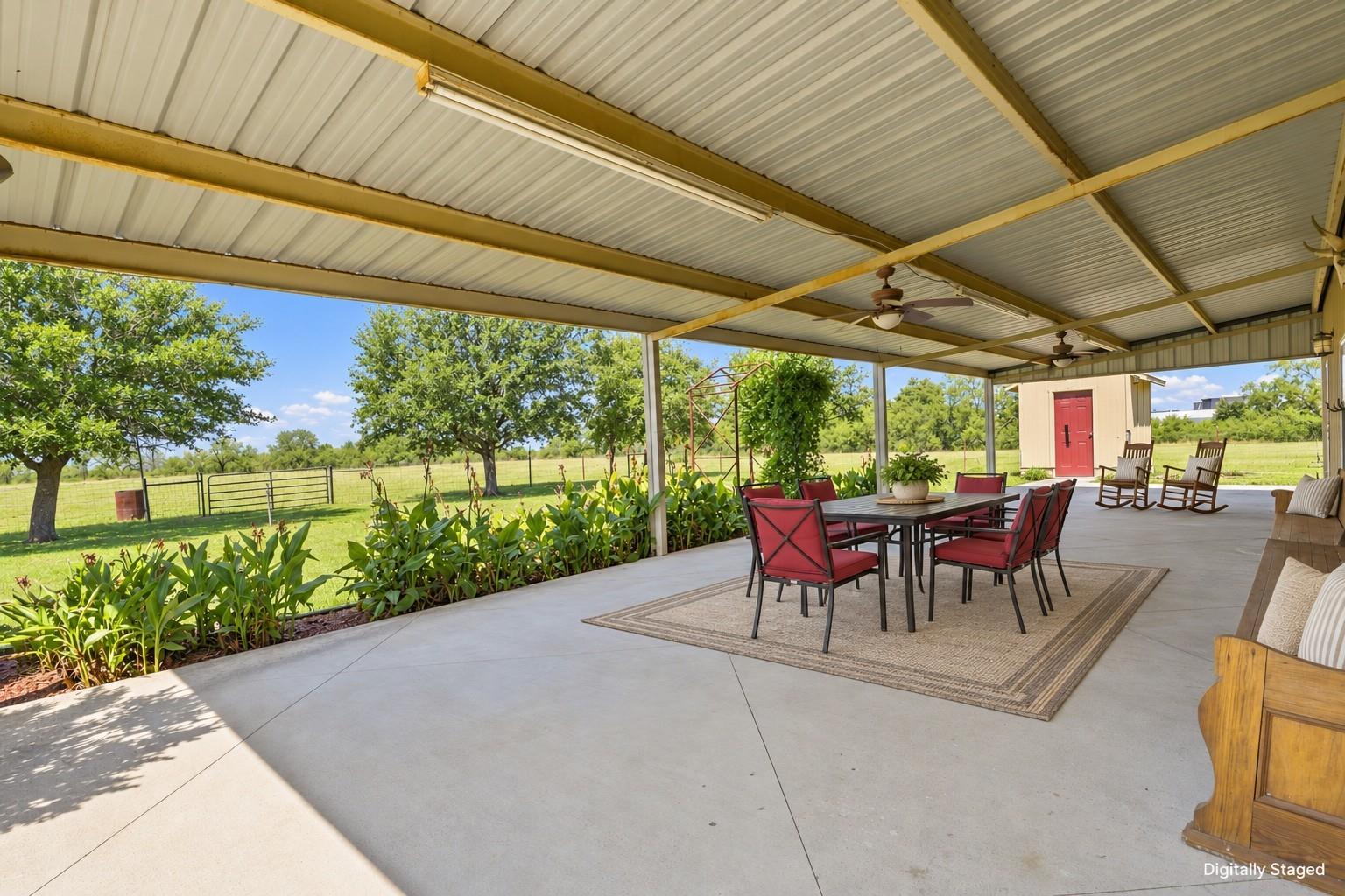 main property photo 5