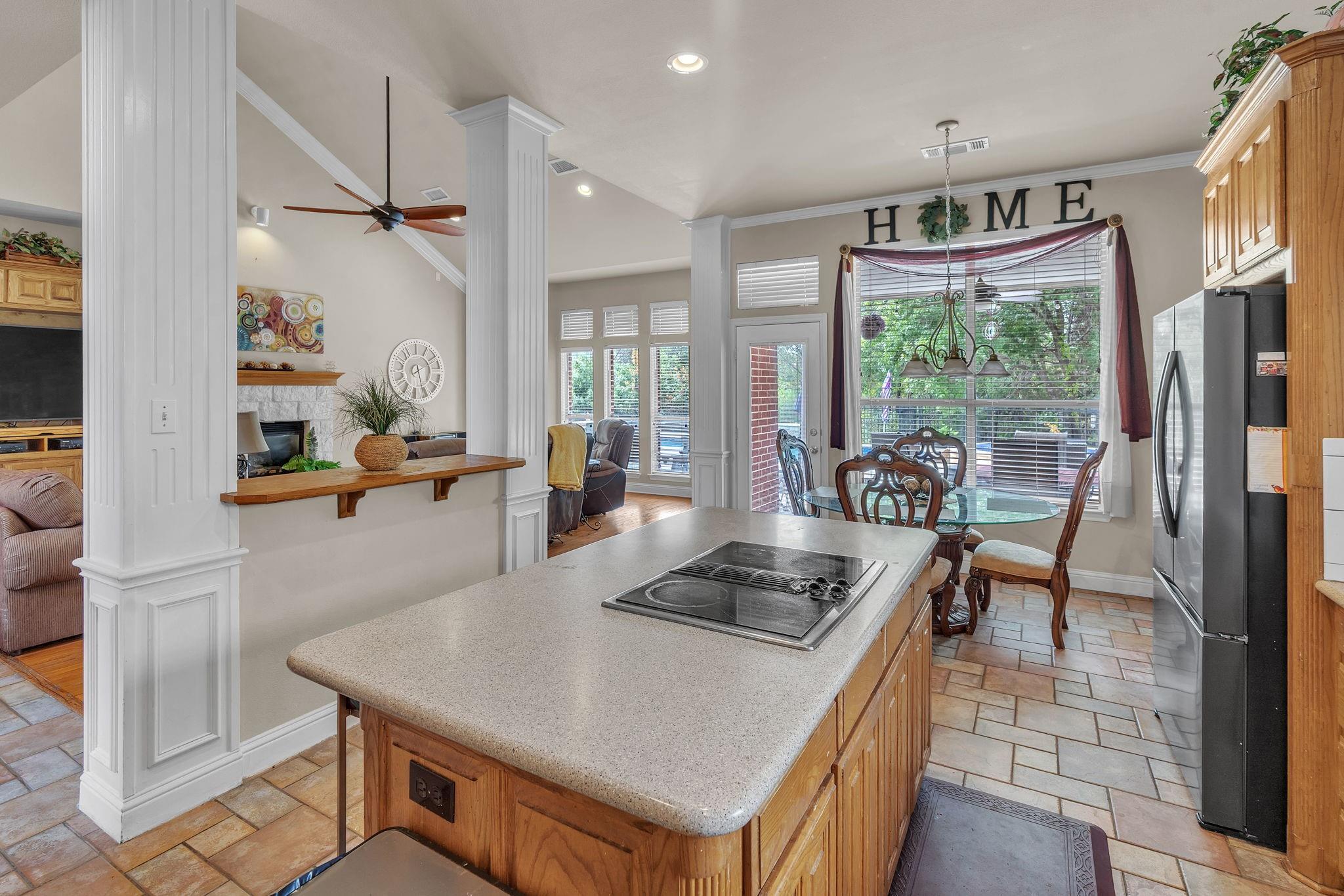 main property photo 16