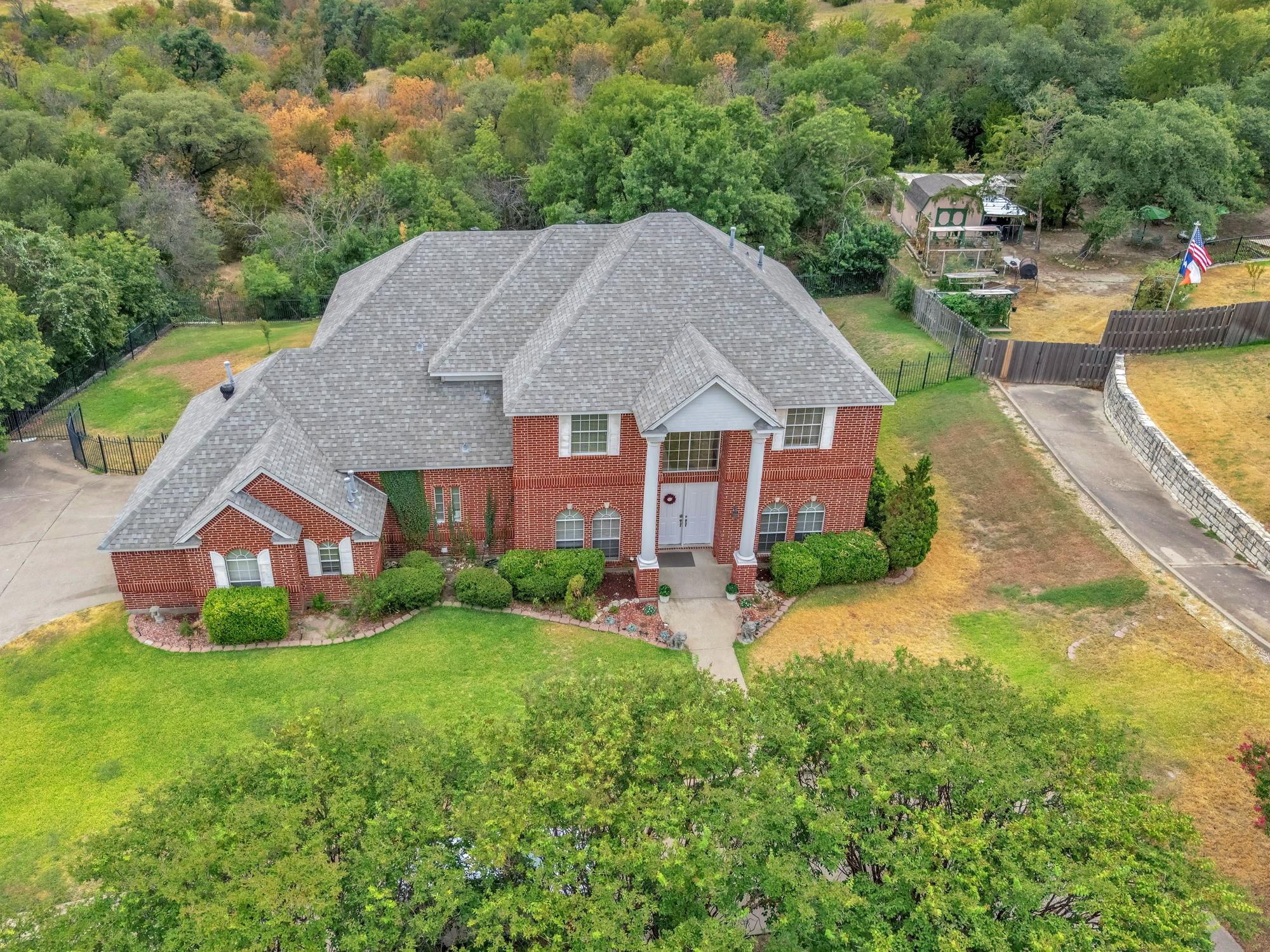 main property photo 4