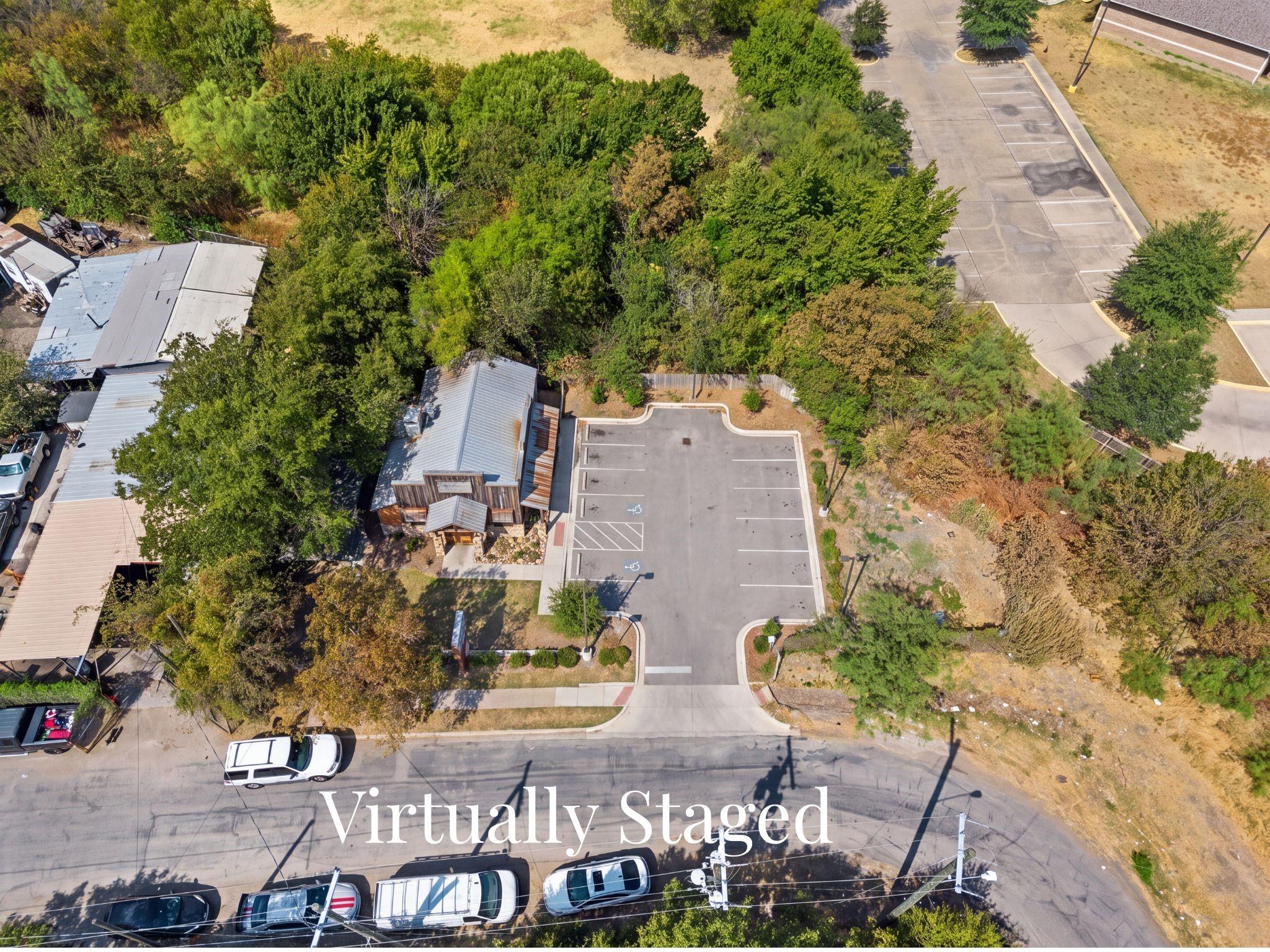 main property photo 14