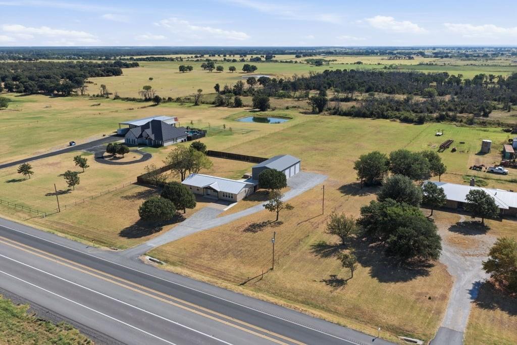 main property photo 25
