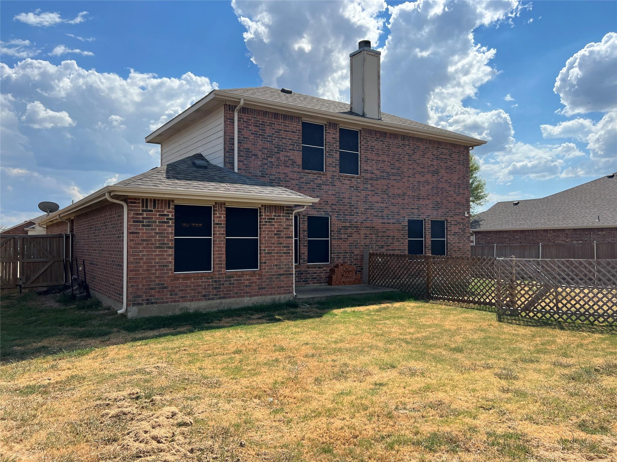 main property photo 30