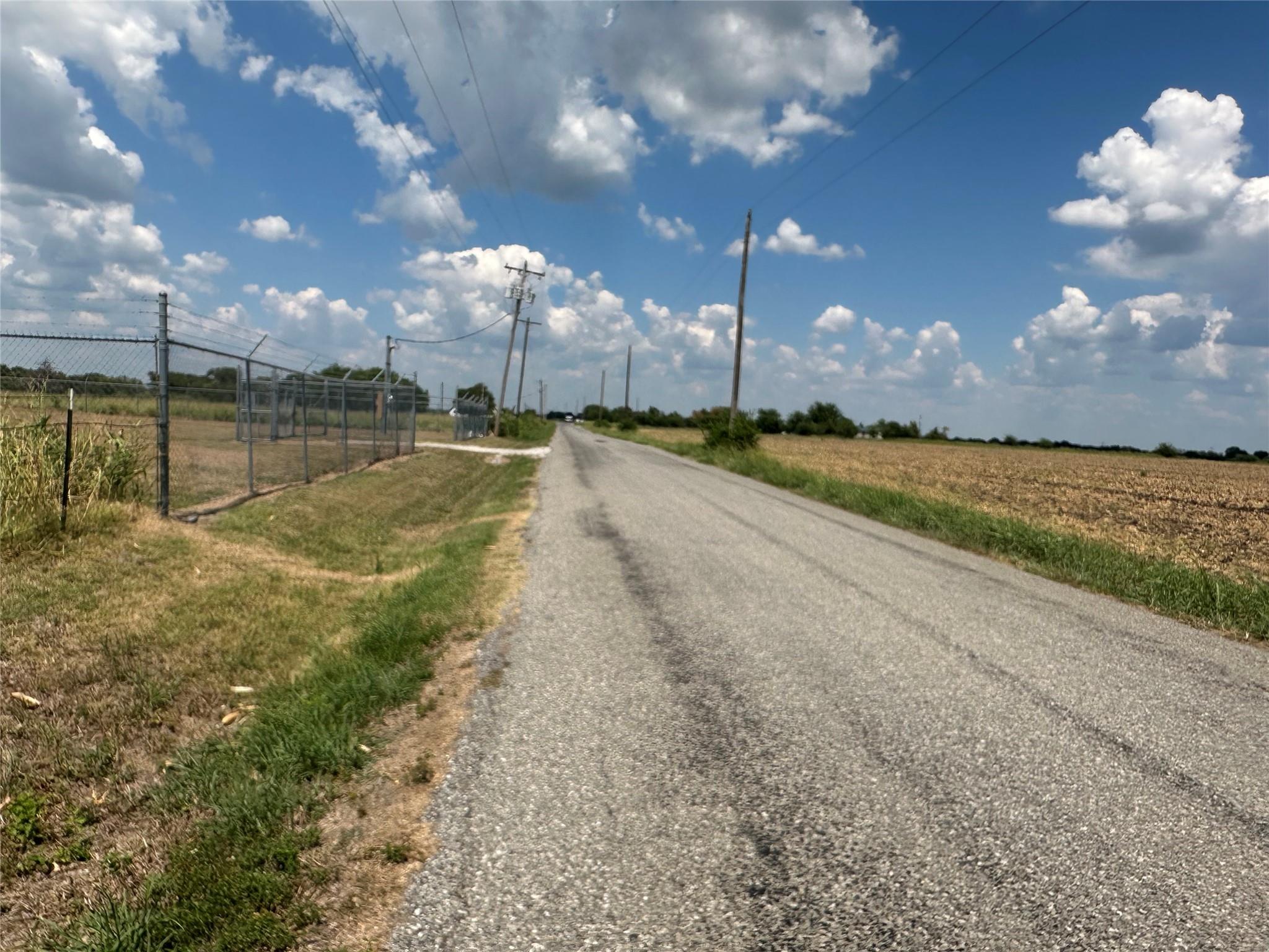 main property photo 13