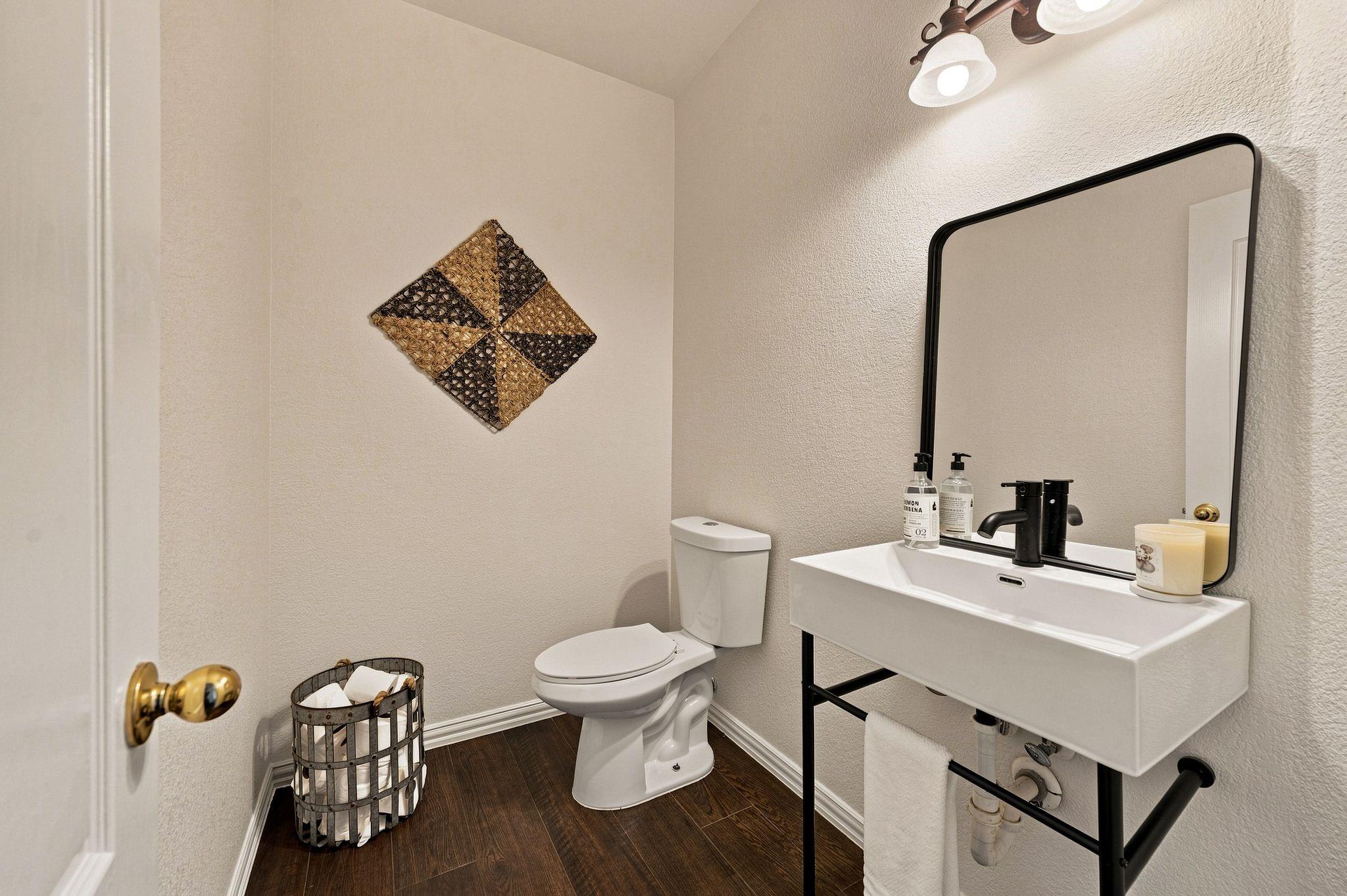 main property photo 23