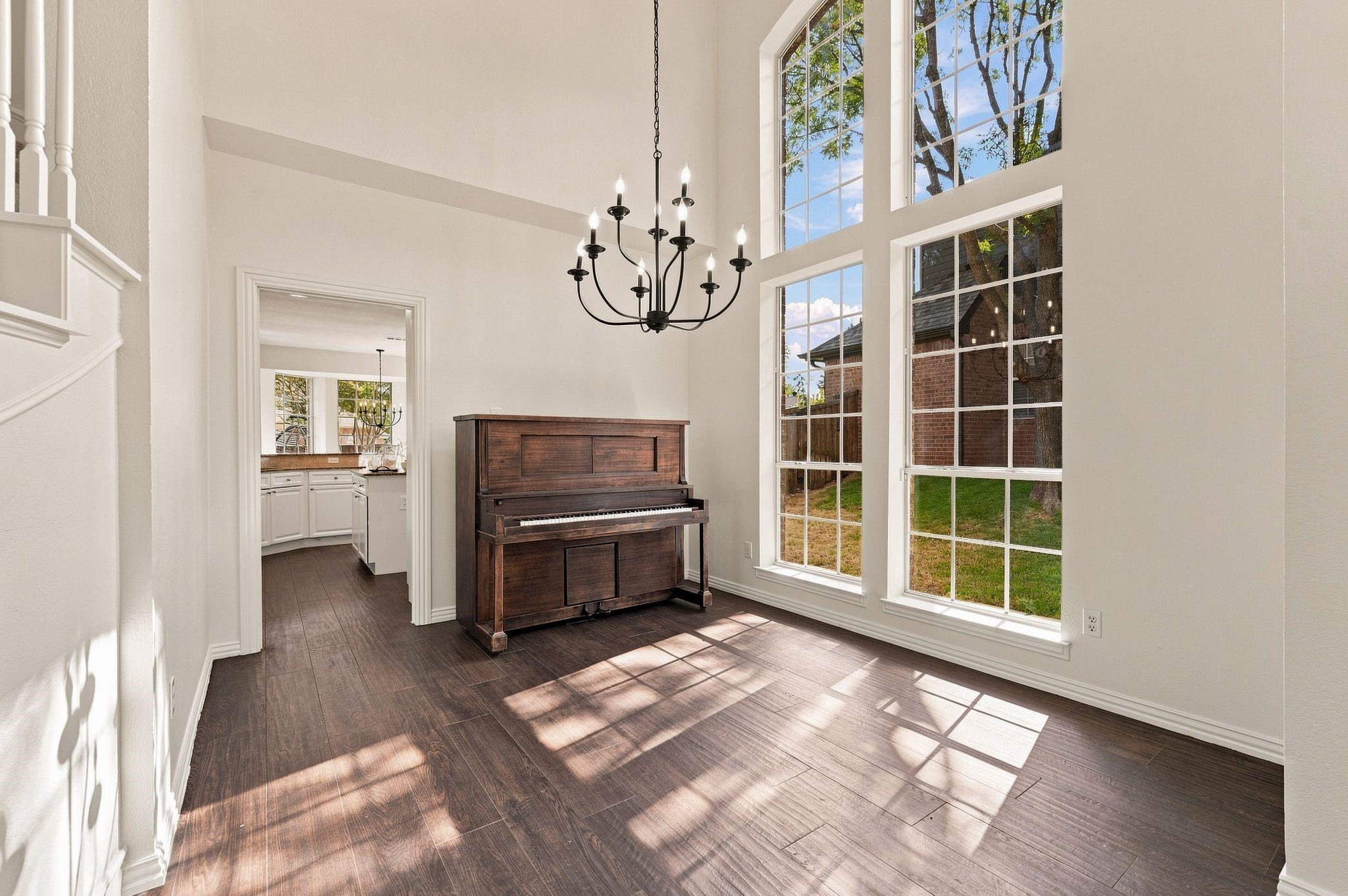main property photo 7