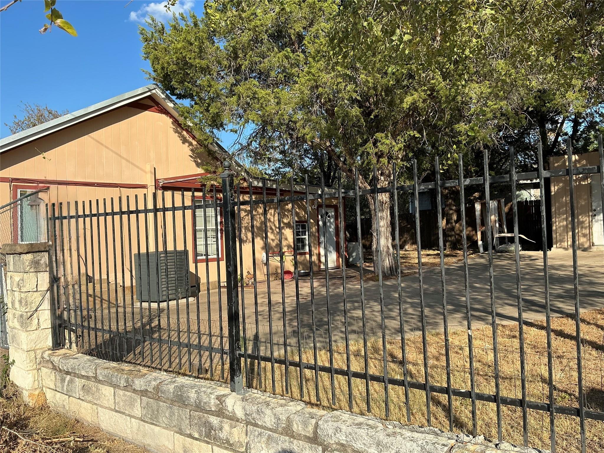 main property photo 35
