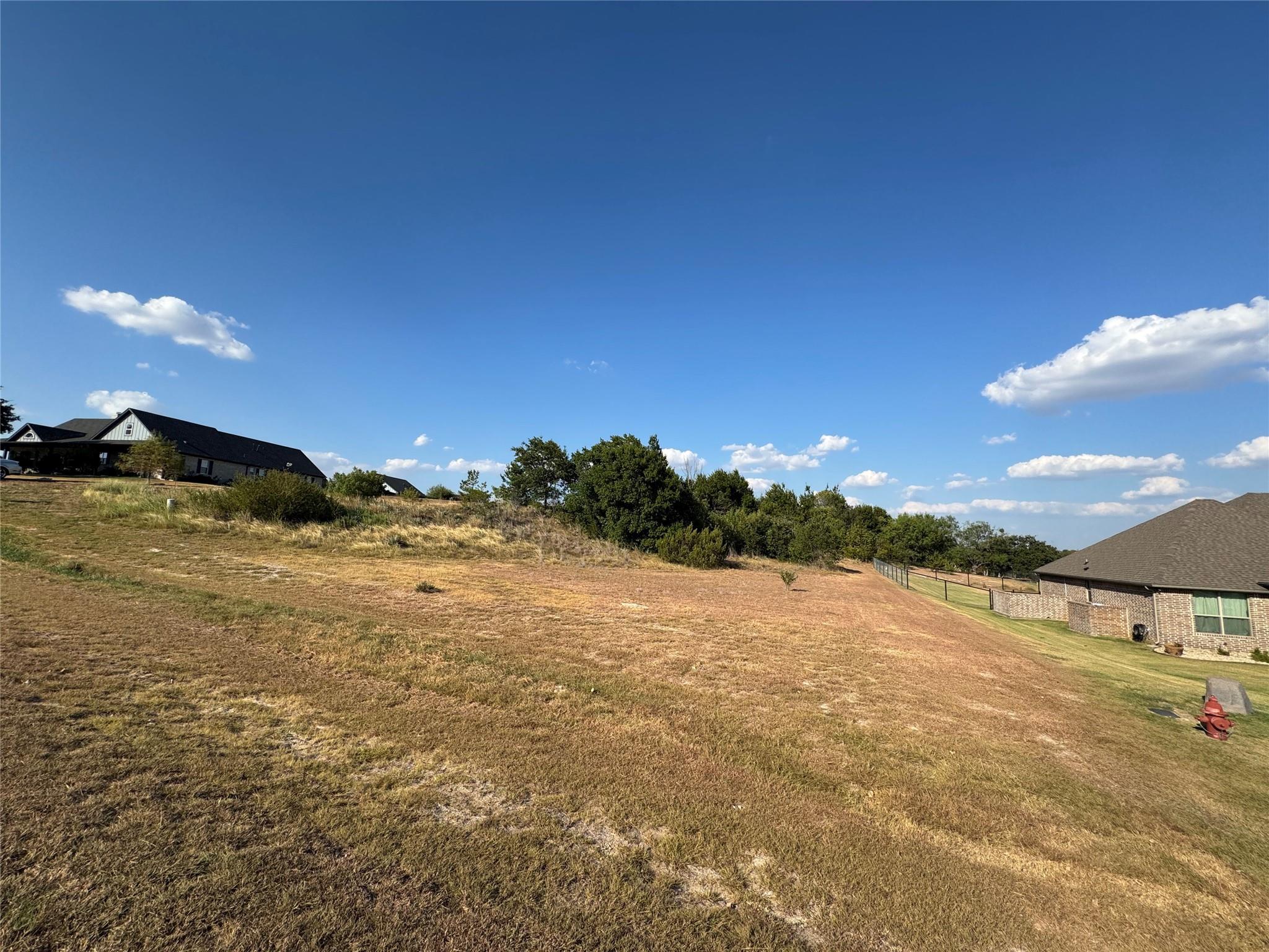 main property photo 10