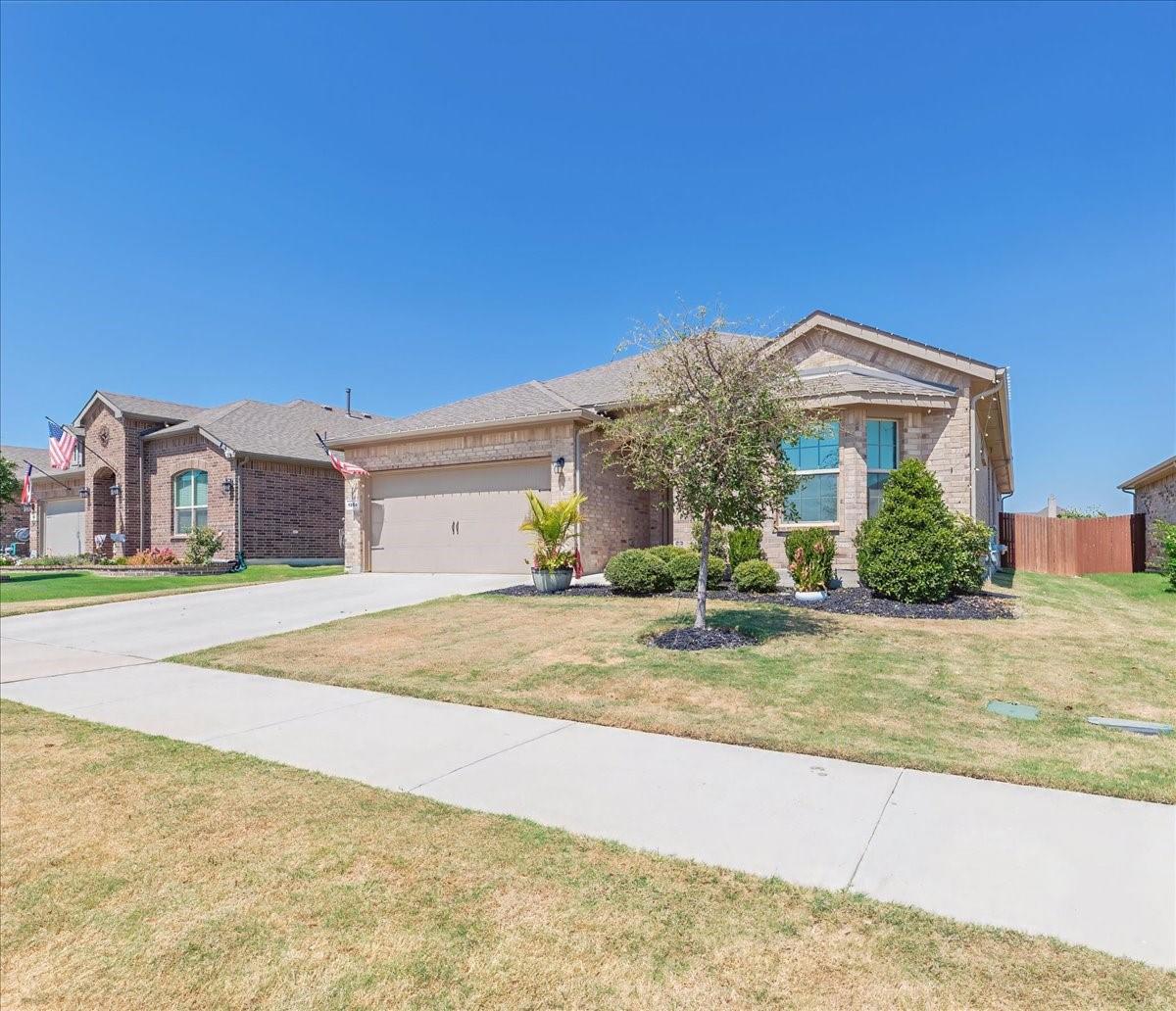 main property photo 24