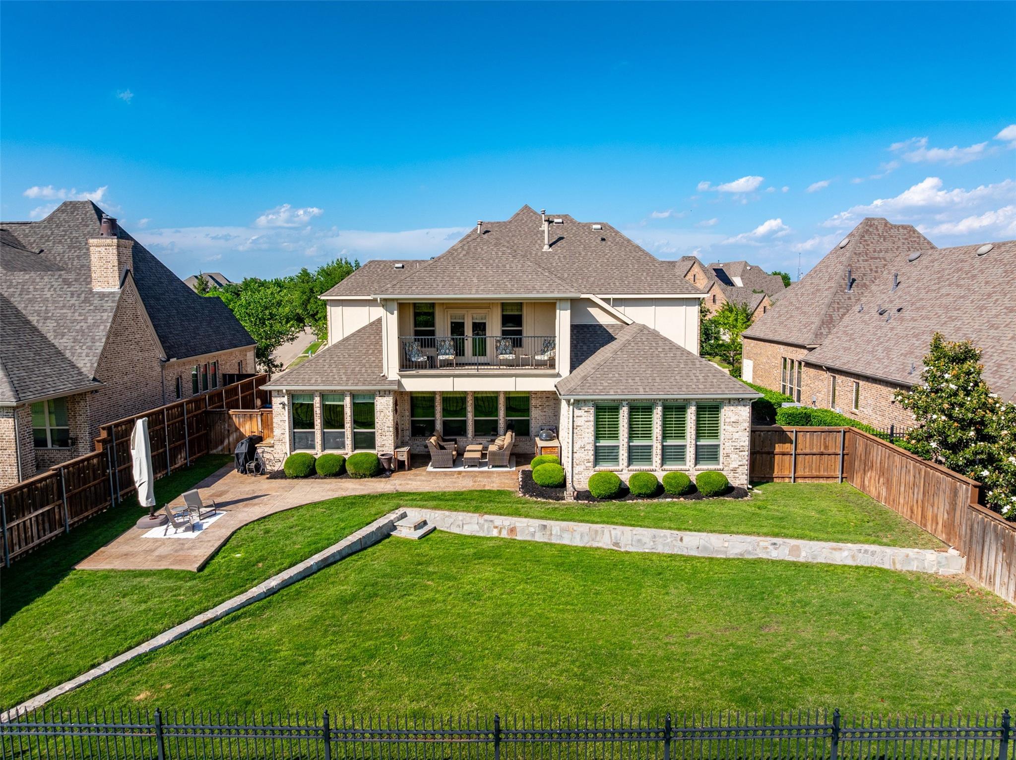 main property photo 27