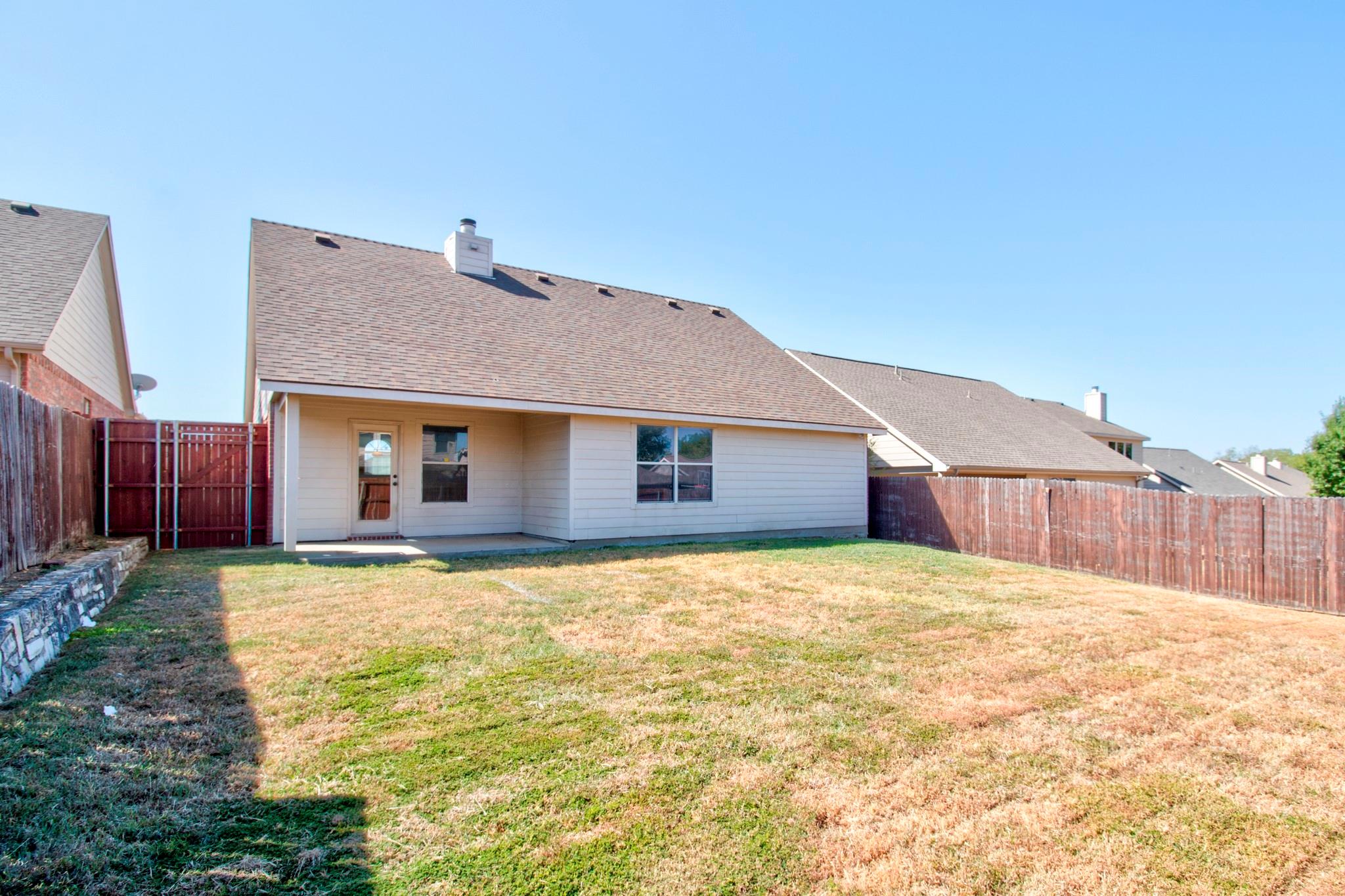 main property photo 27