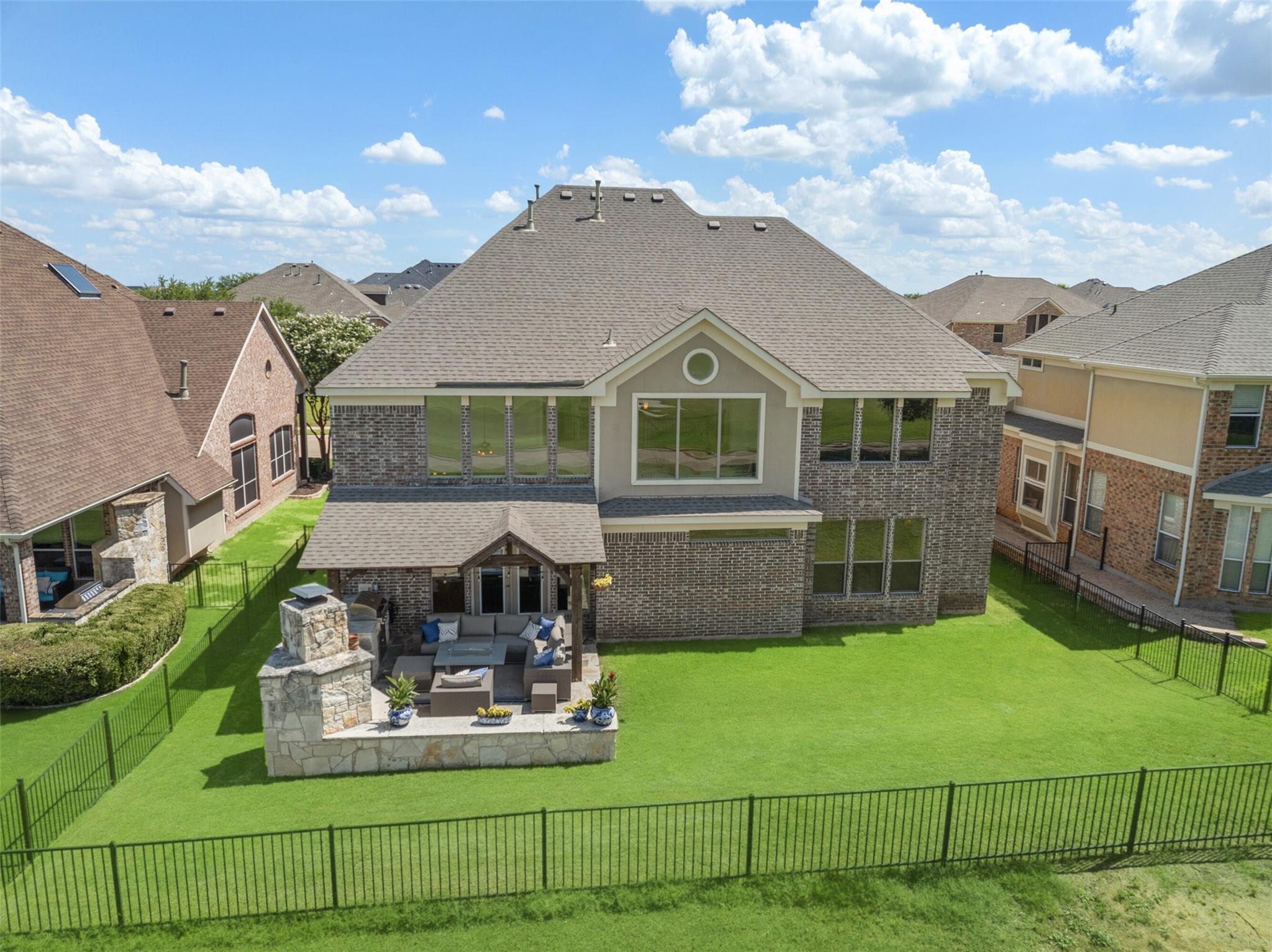 main property photo 37