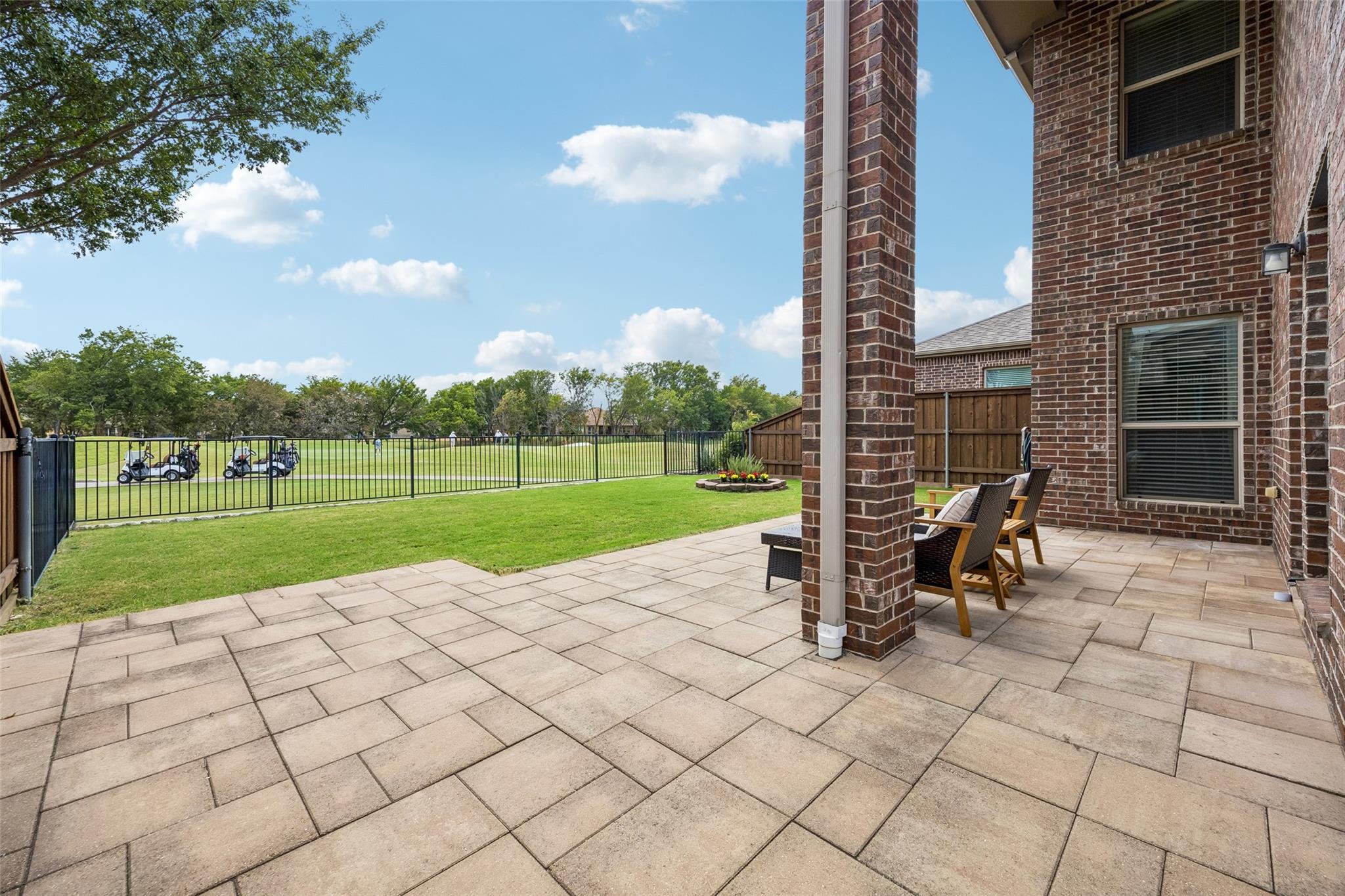 main property photo 27