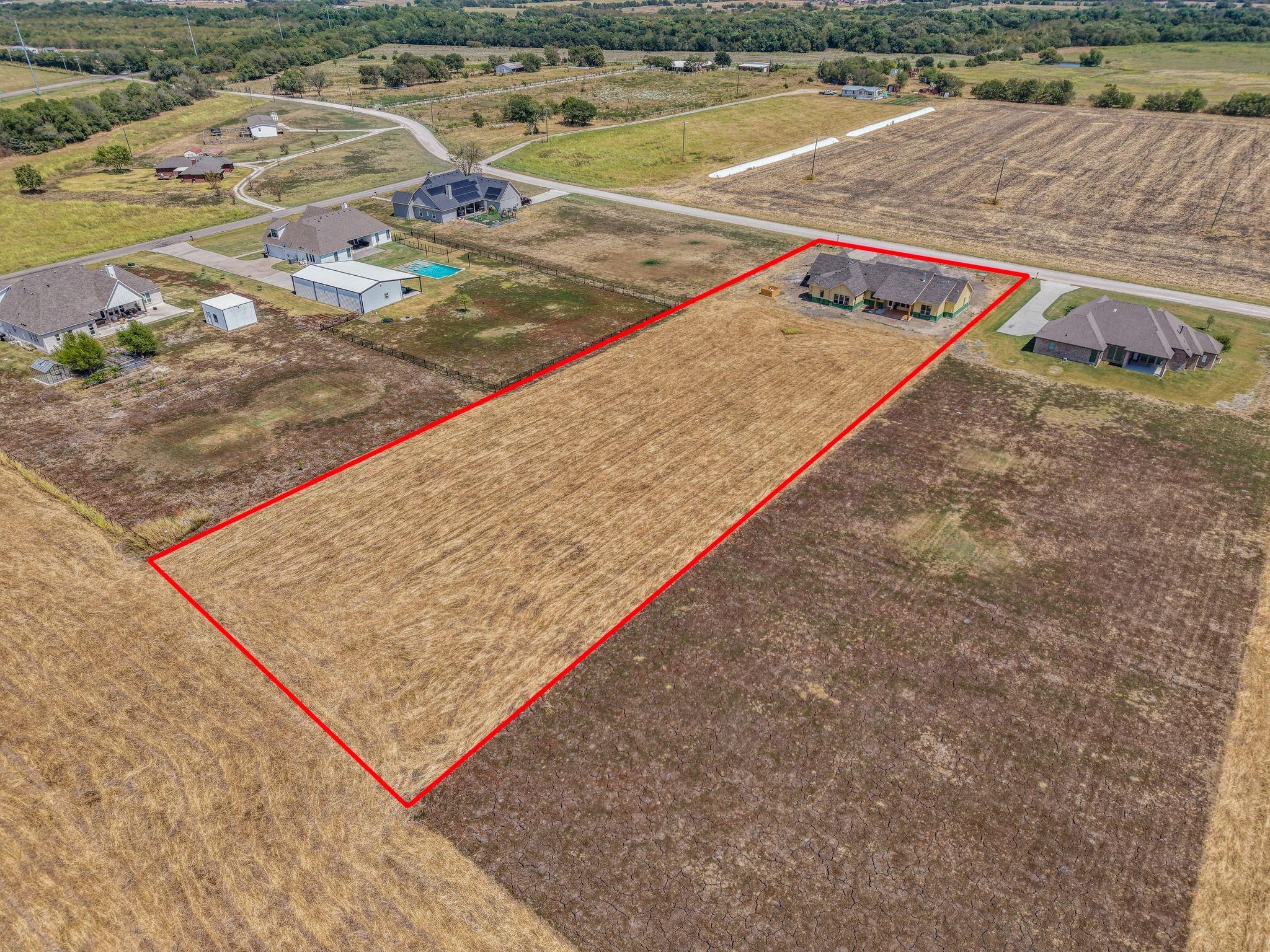 main property photo 14