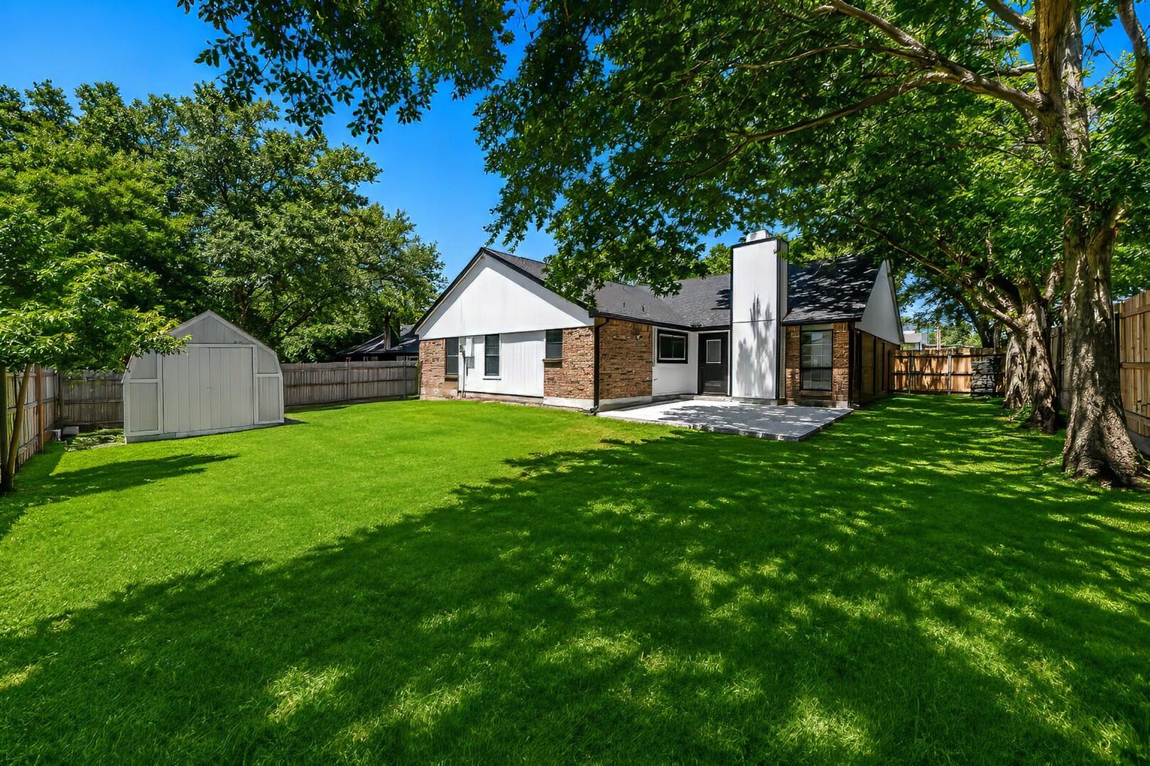 main property photo 29