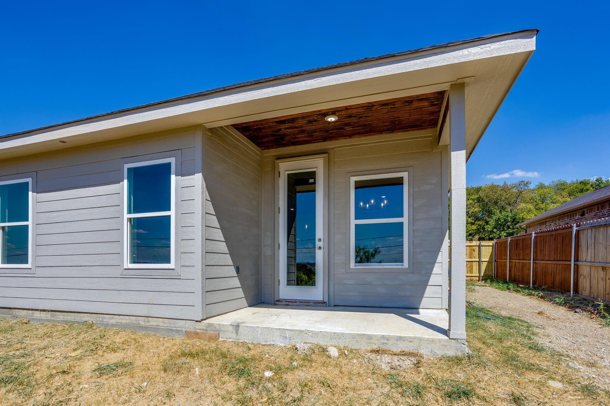 main property photo 35