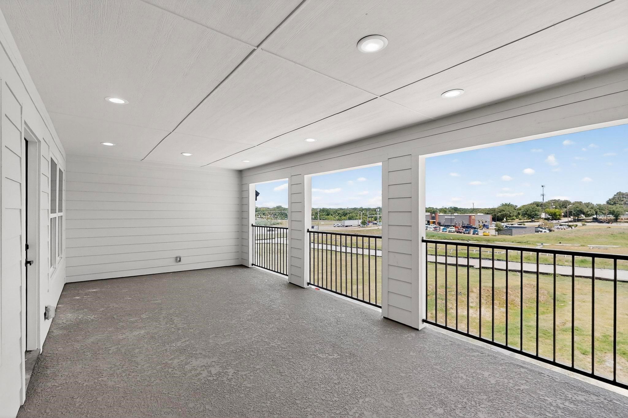 main property photo 37