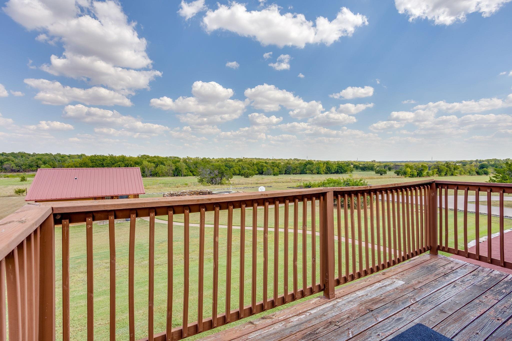 main property photo 25