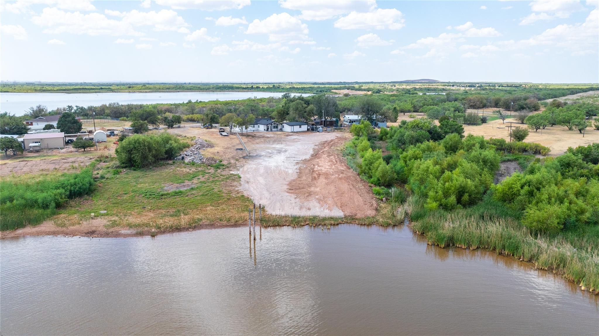 main property photo 38