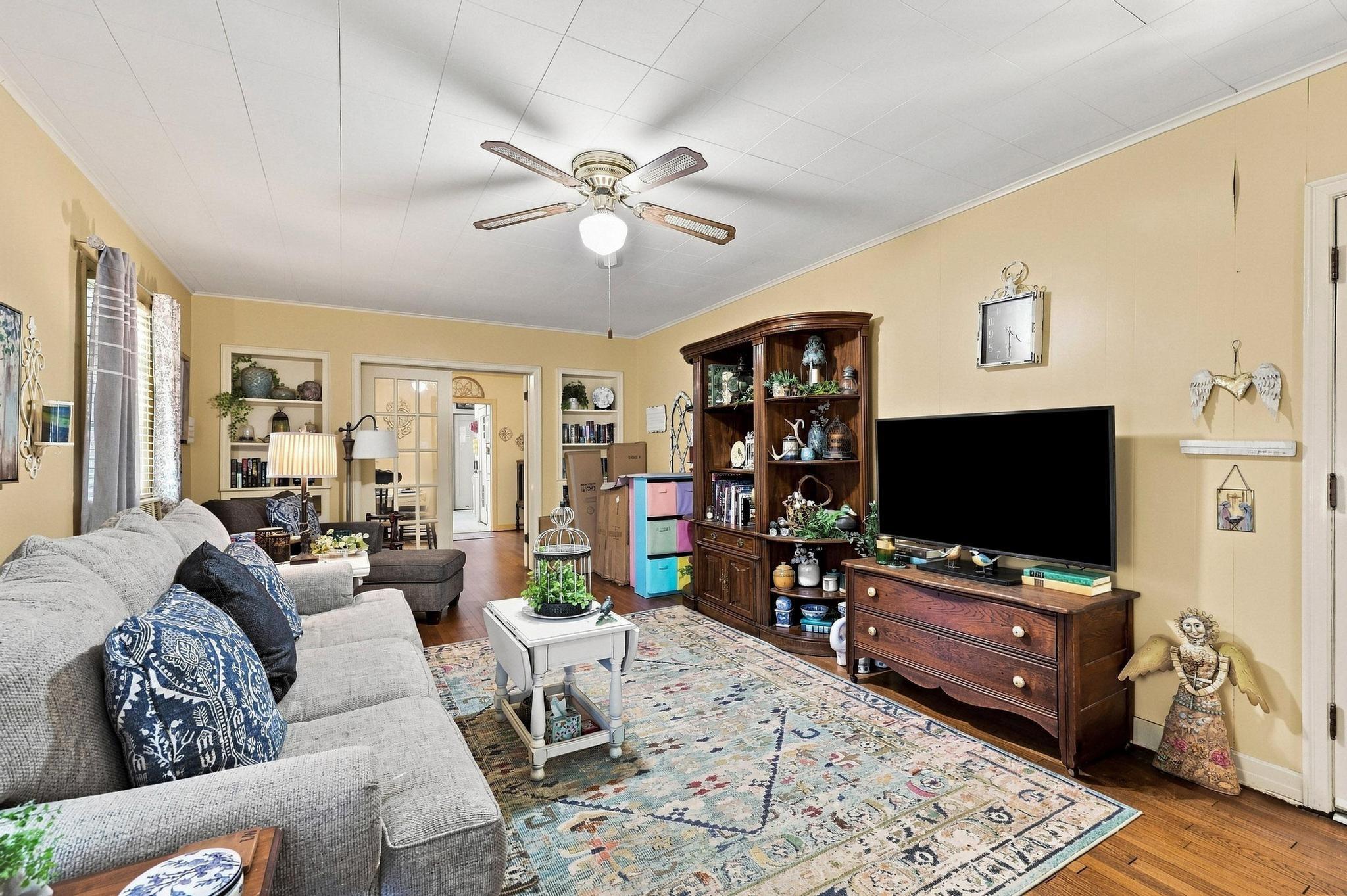 main property photo 4