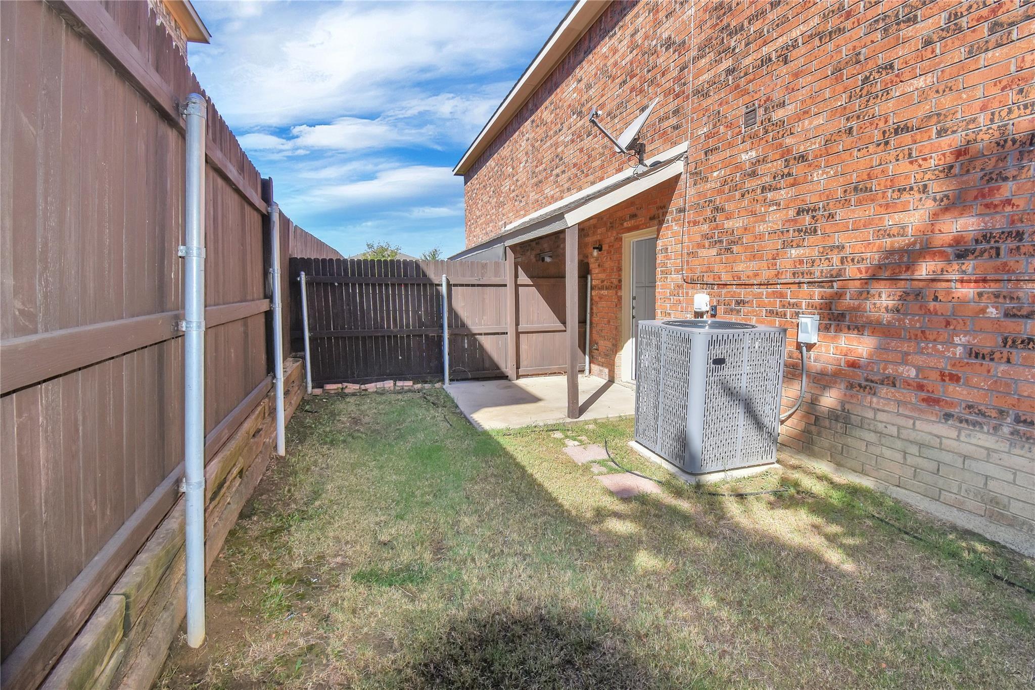 main property photo 20