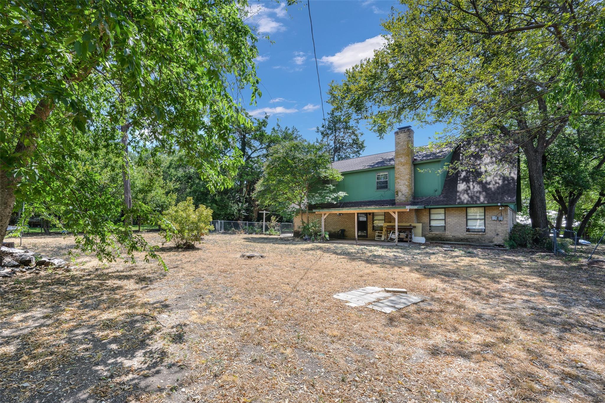 main property photo 24
