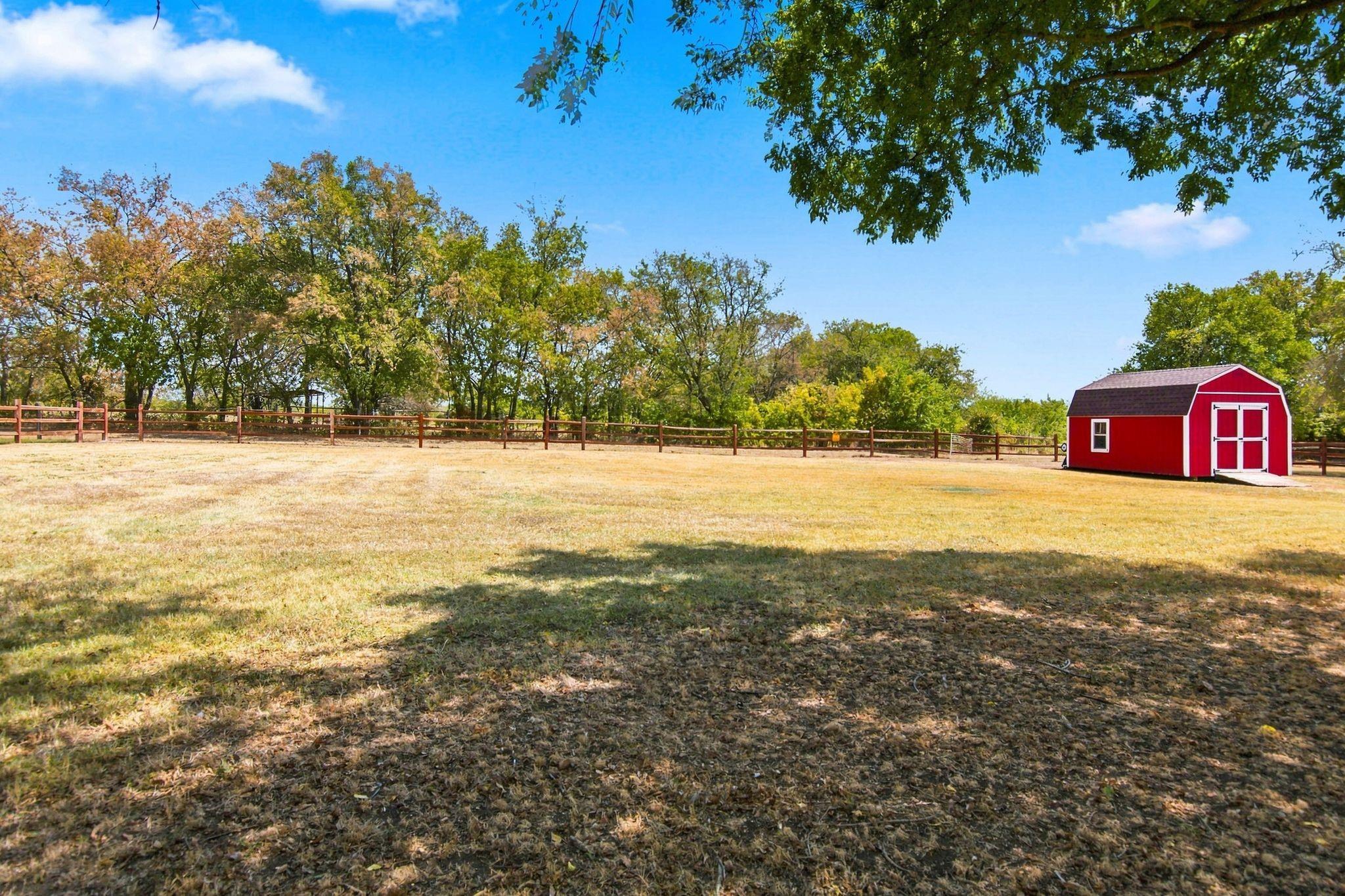 main property photo 36