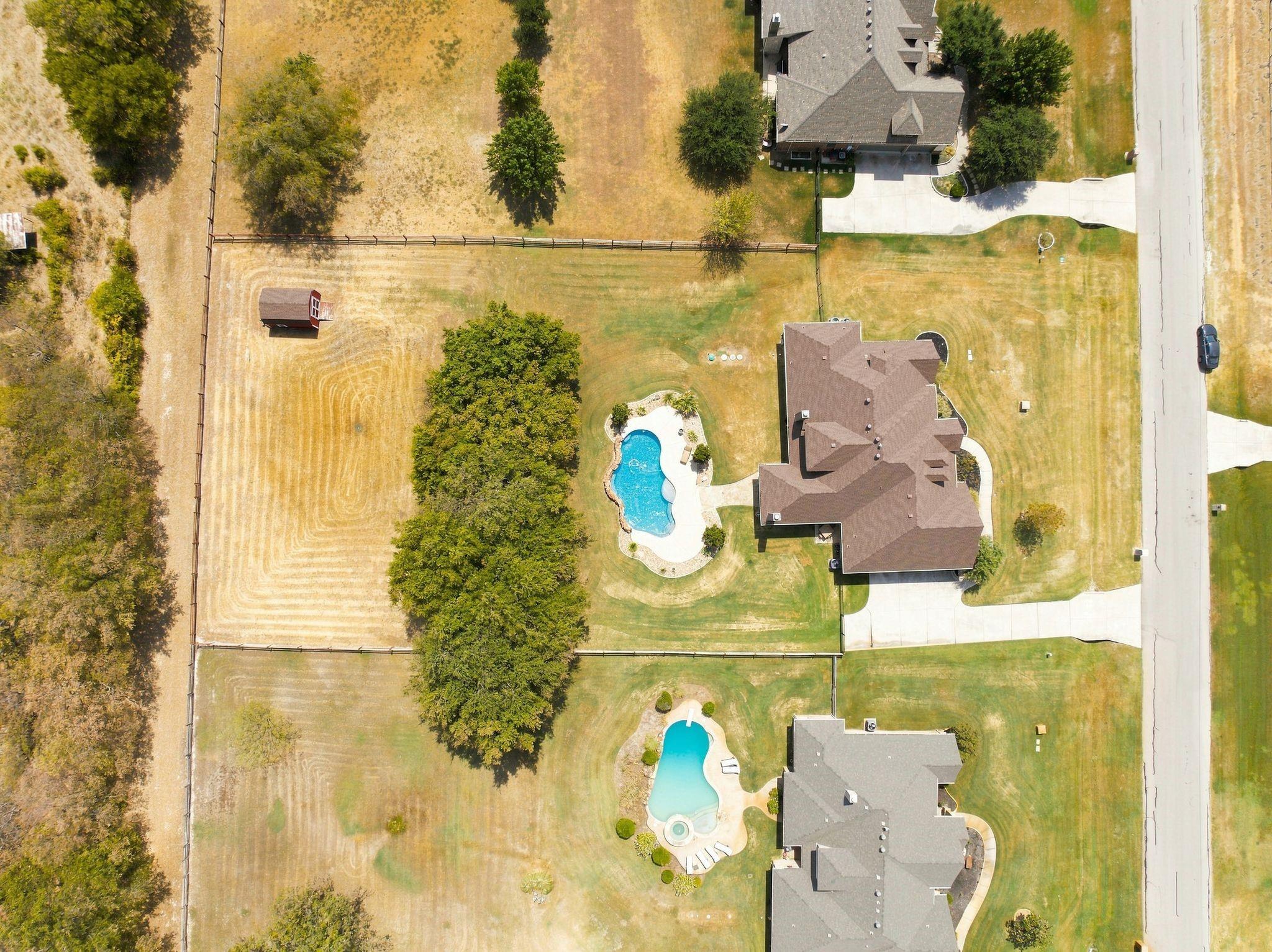 main property photo 38