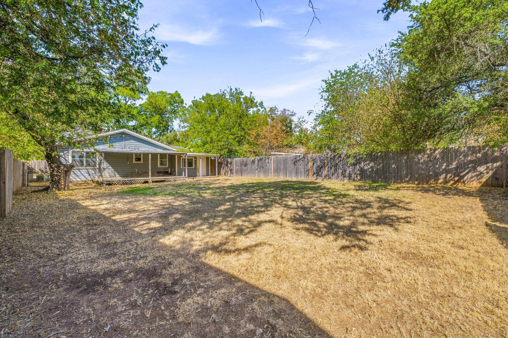main property photo 20