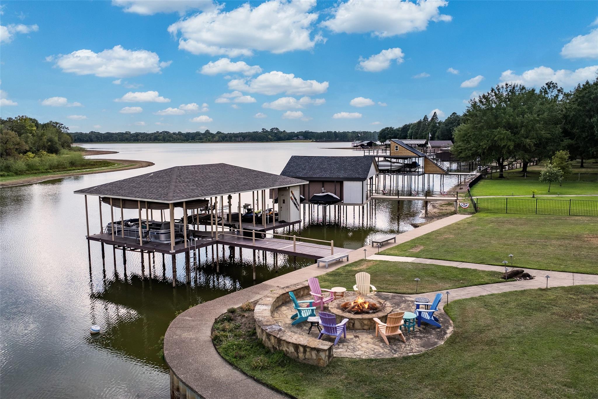 main property photo 36