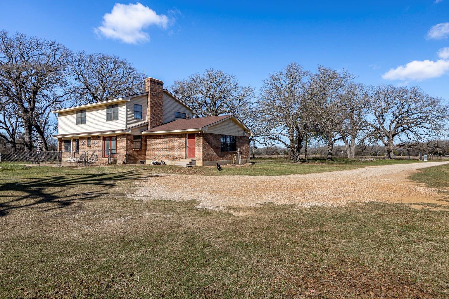 main property photo 23