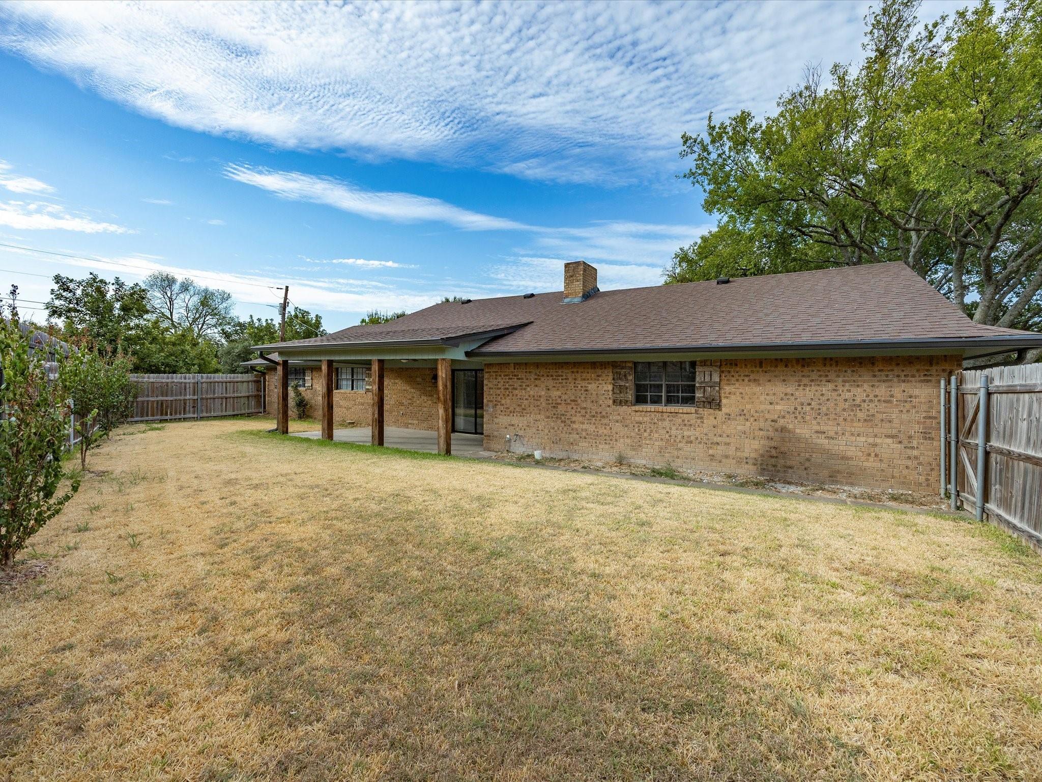 main property photo 33