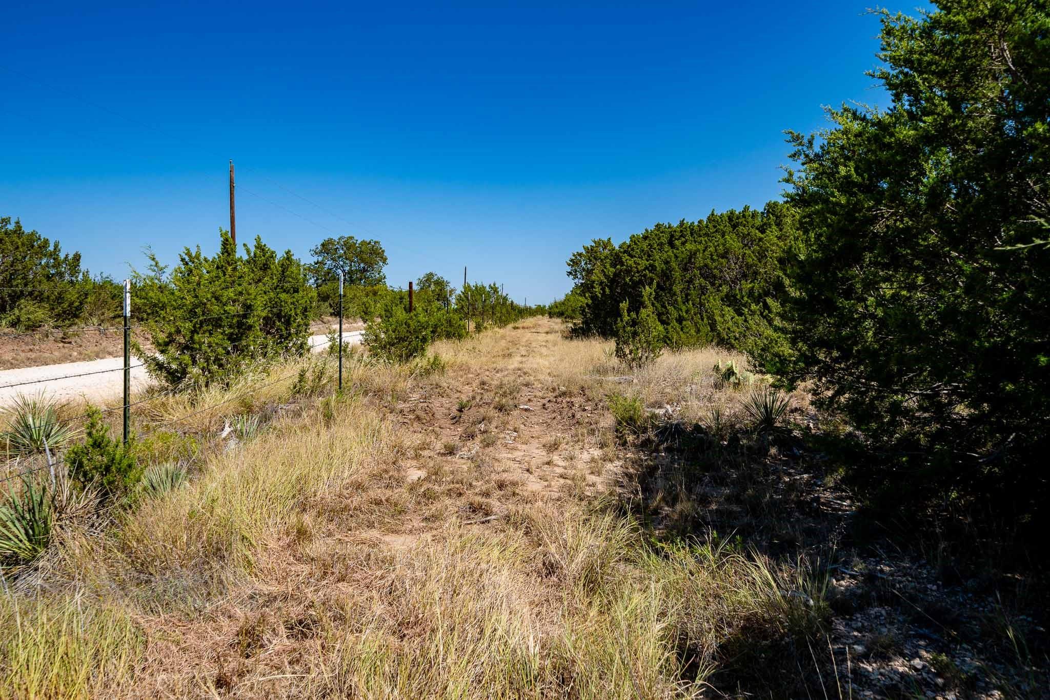 main property photo 23