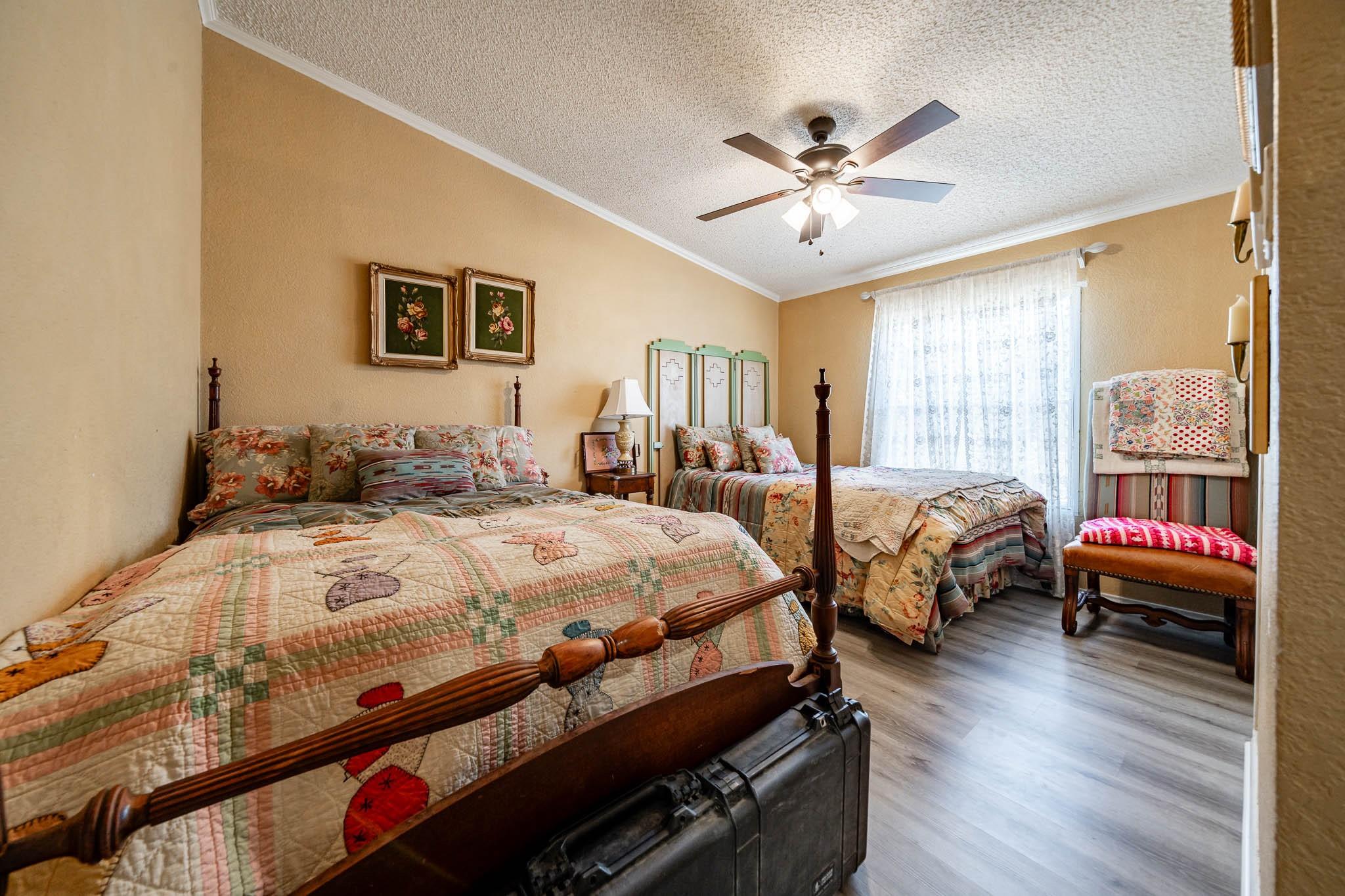 main property photo 31