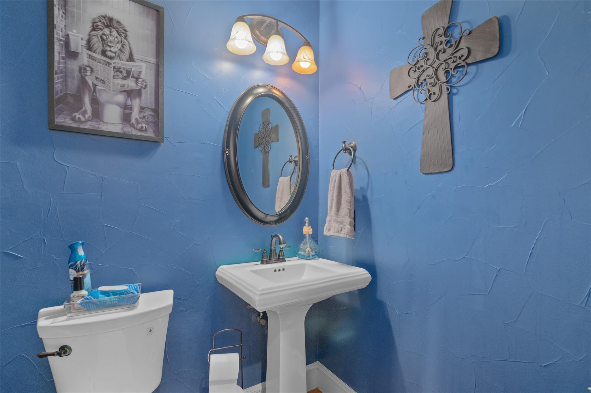 main property photo 4