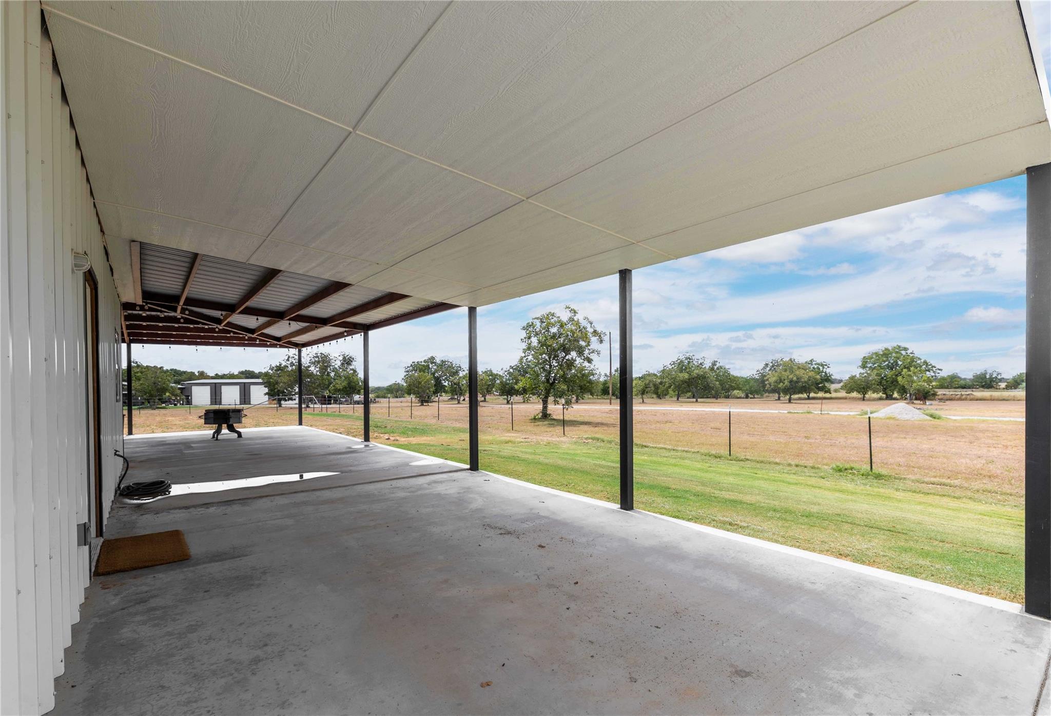 main property photo 20