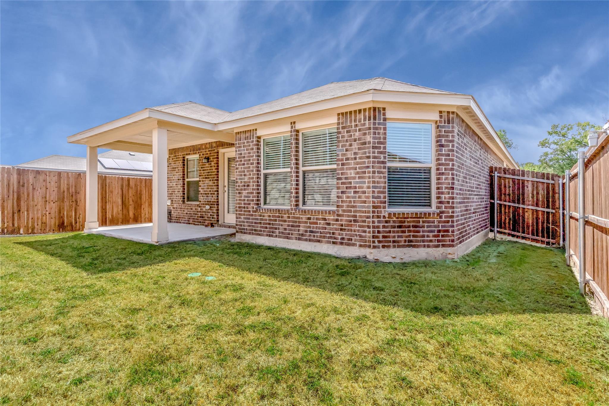 main property photo 21