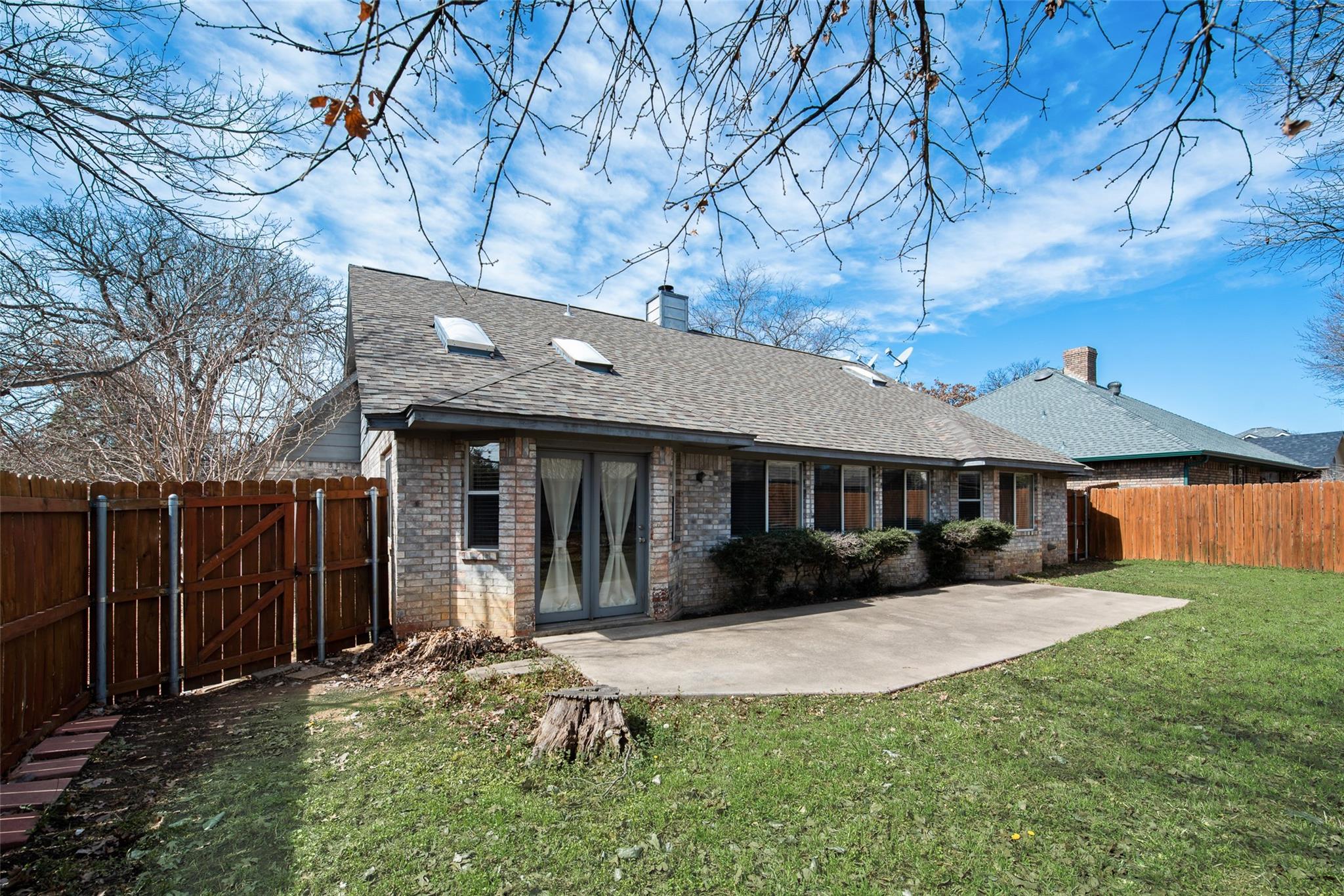 main property photo 19