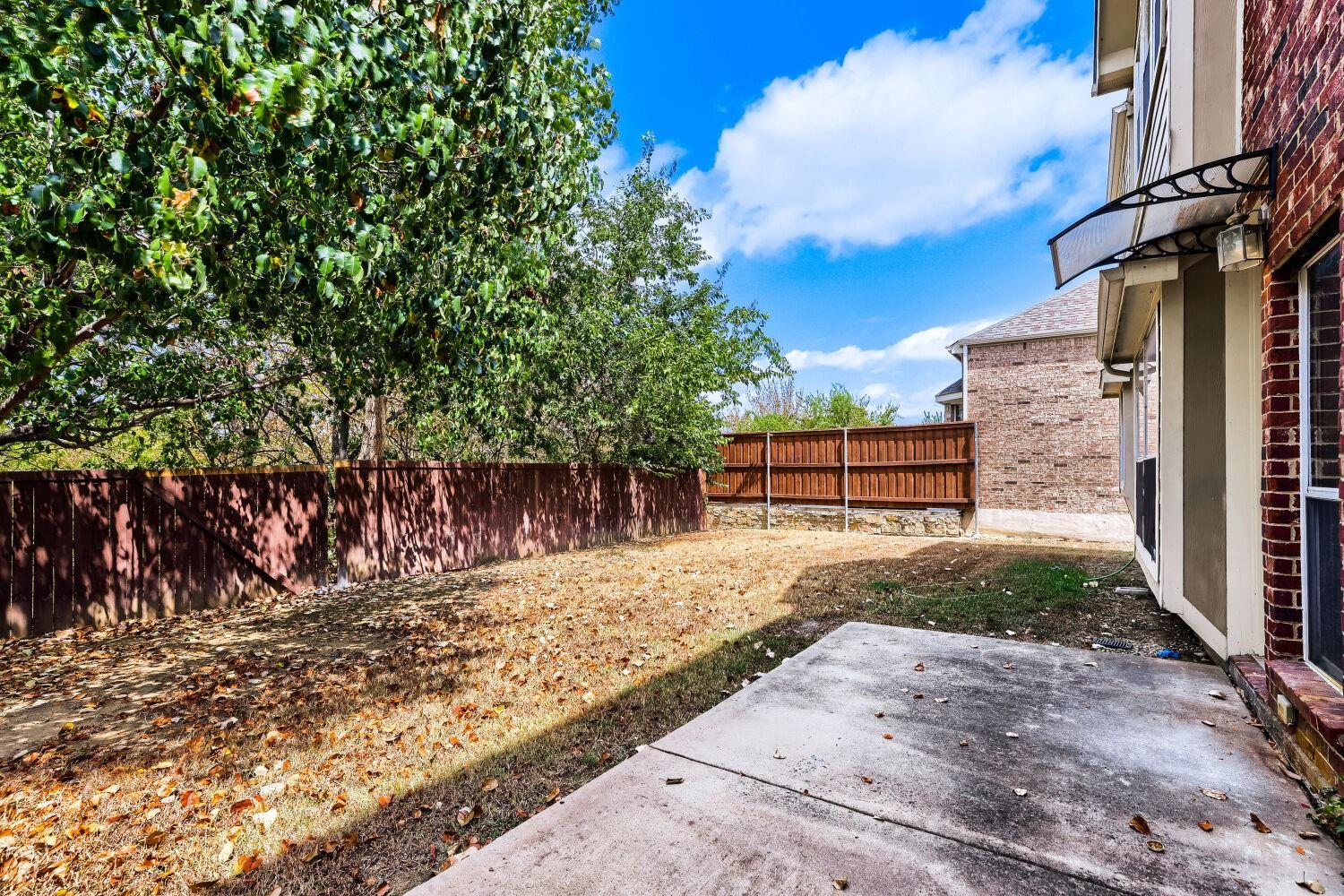 main property photo 25