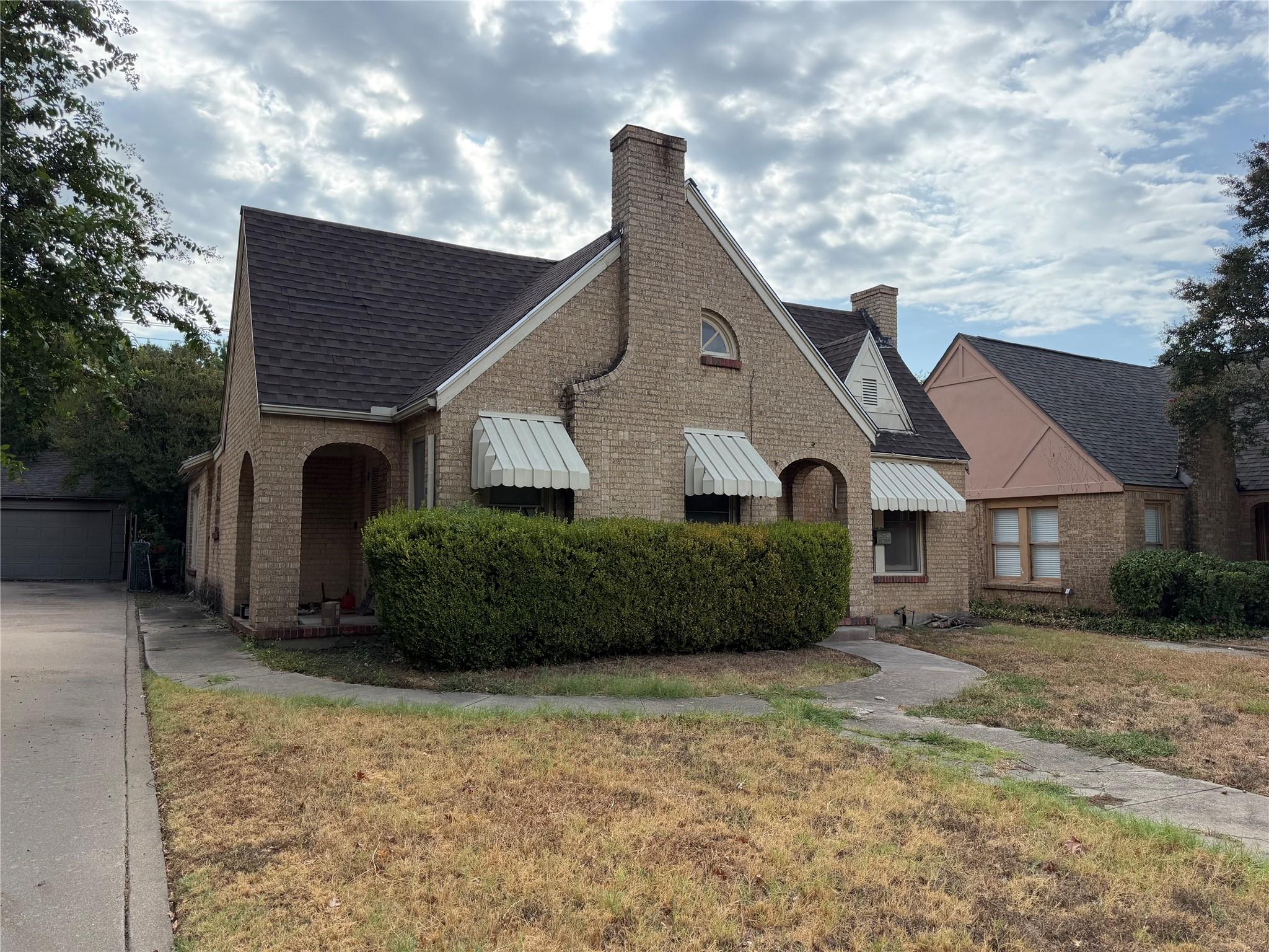 main property photo 2