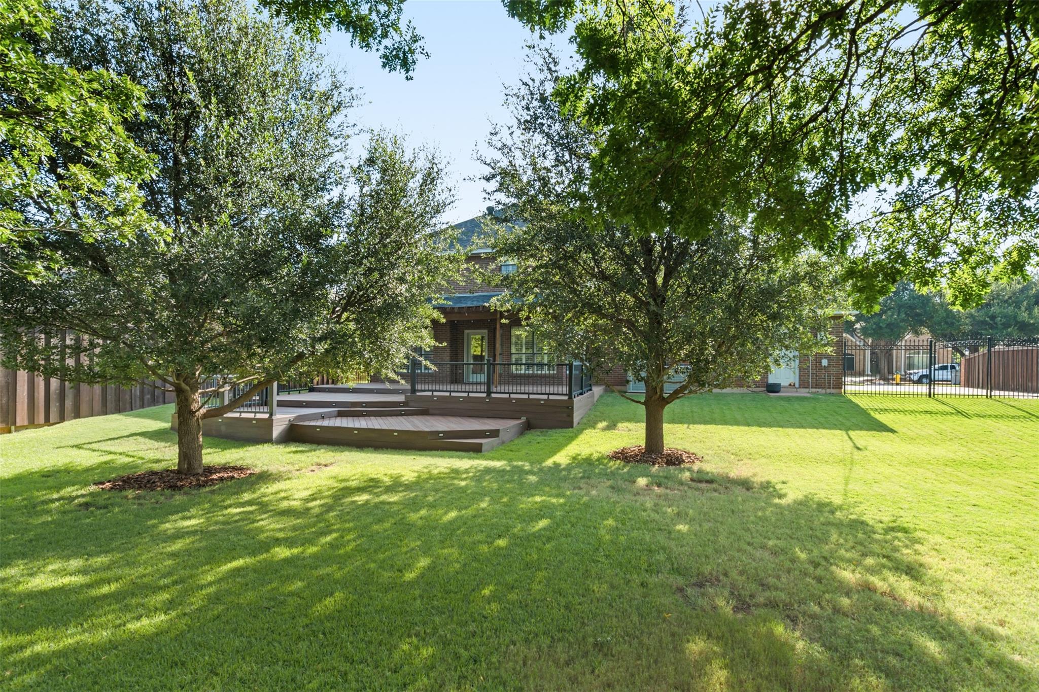 main property photo 39