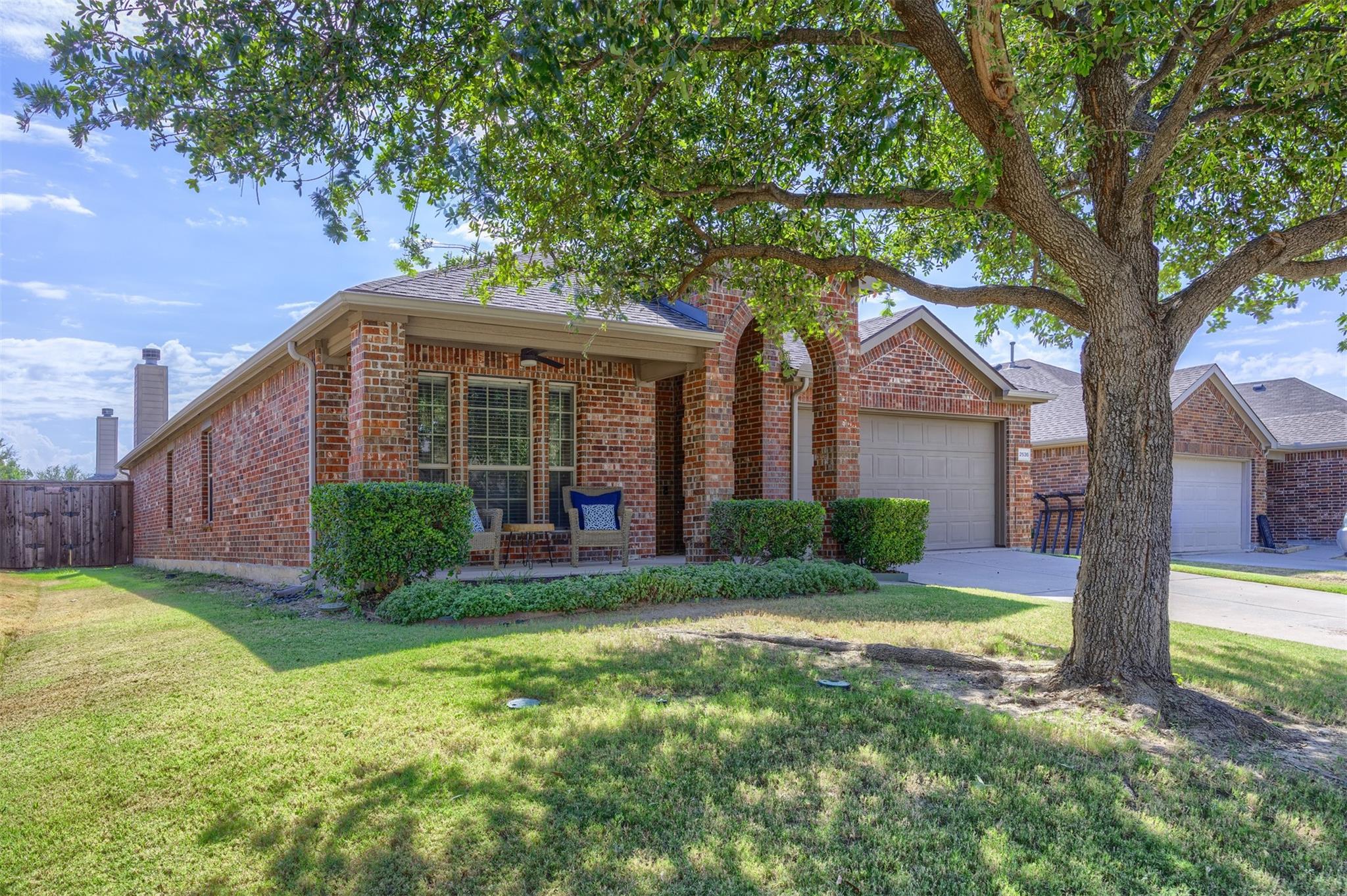 main property photo 2