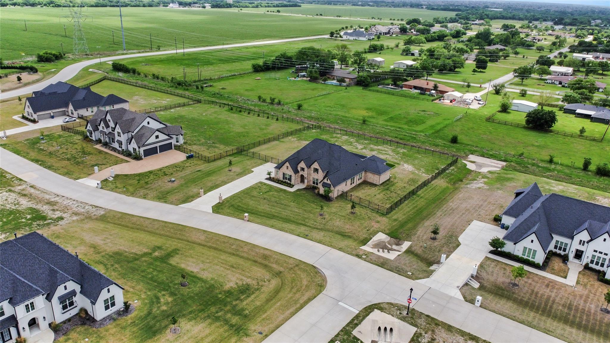 main property photo 36