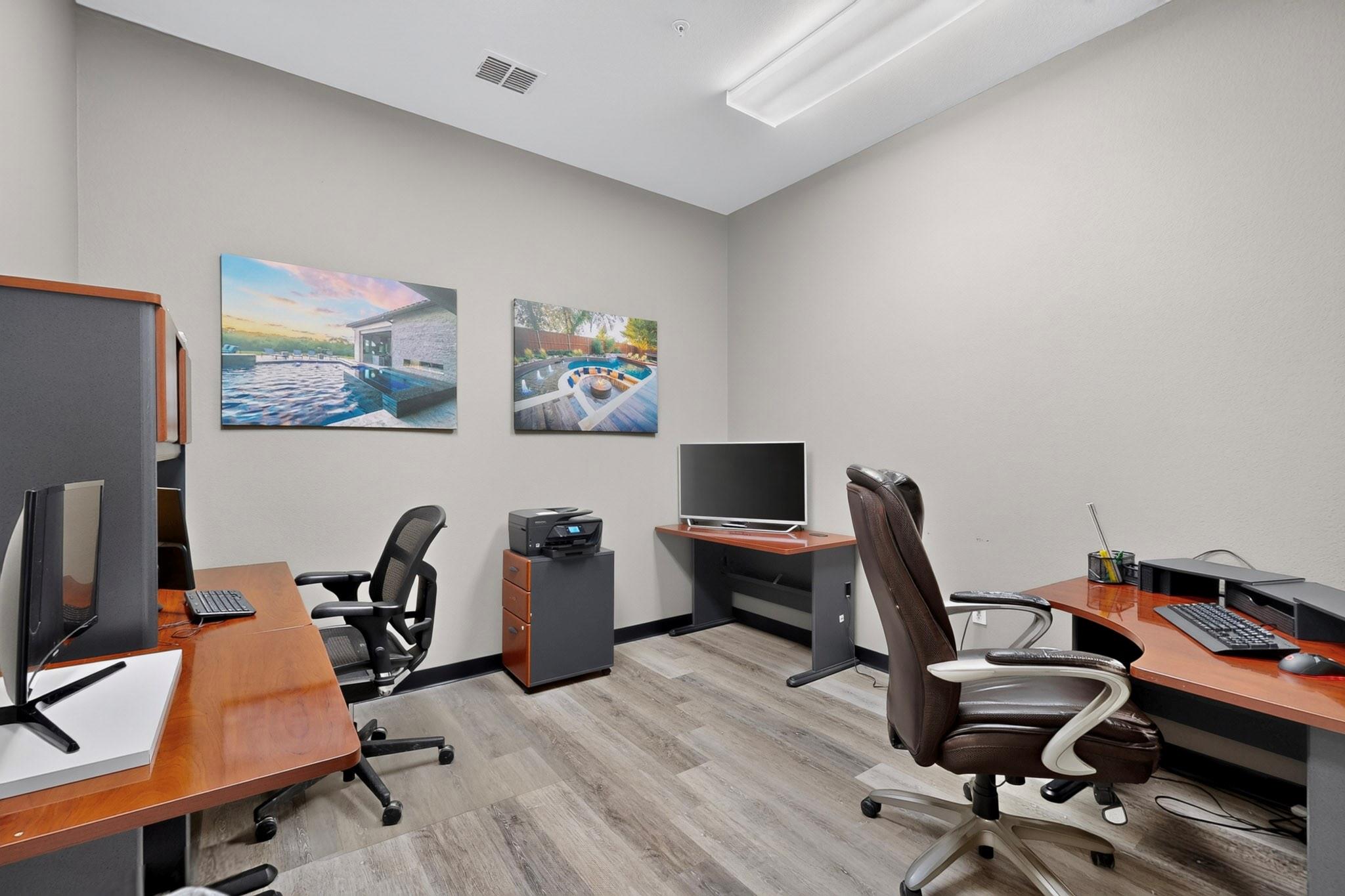 main property photo 14