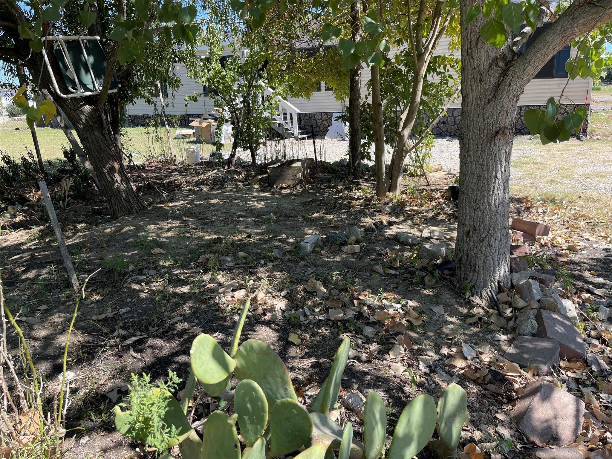 main property photo 24