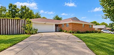 image of property with 3 Bed | 2 Bath | 2,127 Sqft