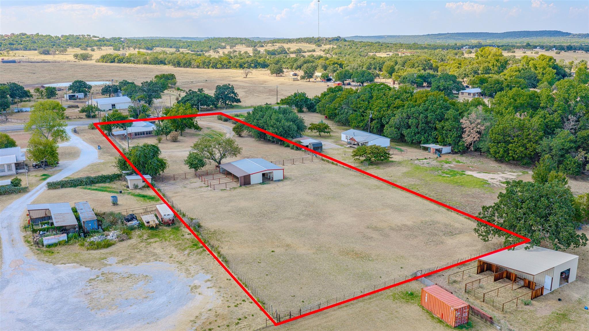 main property photo 28