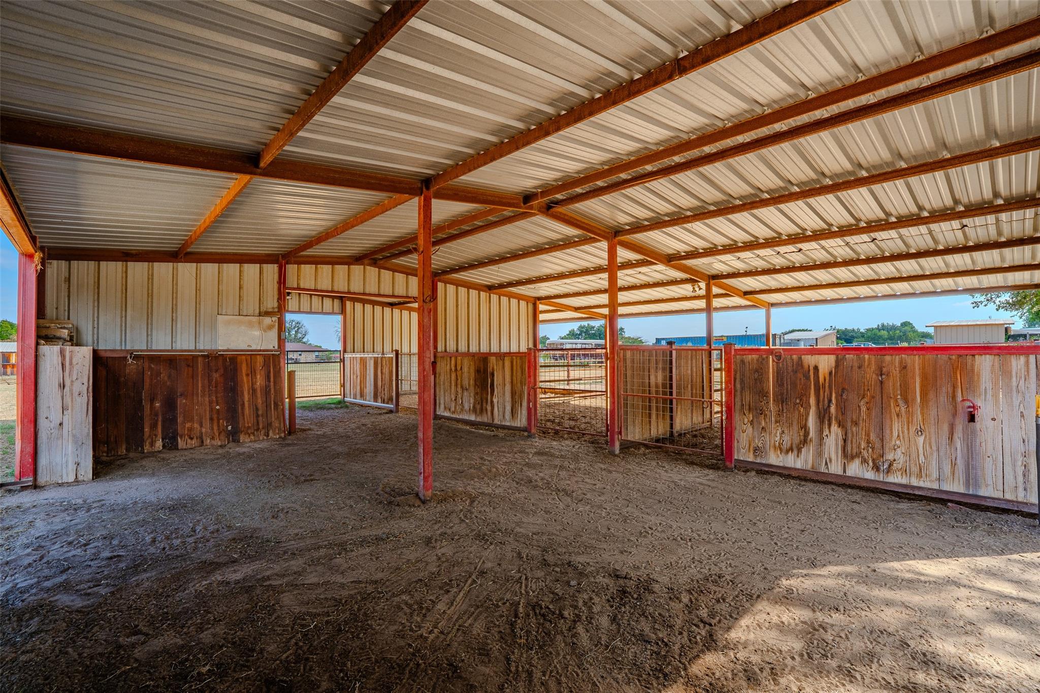 main property photo 8